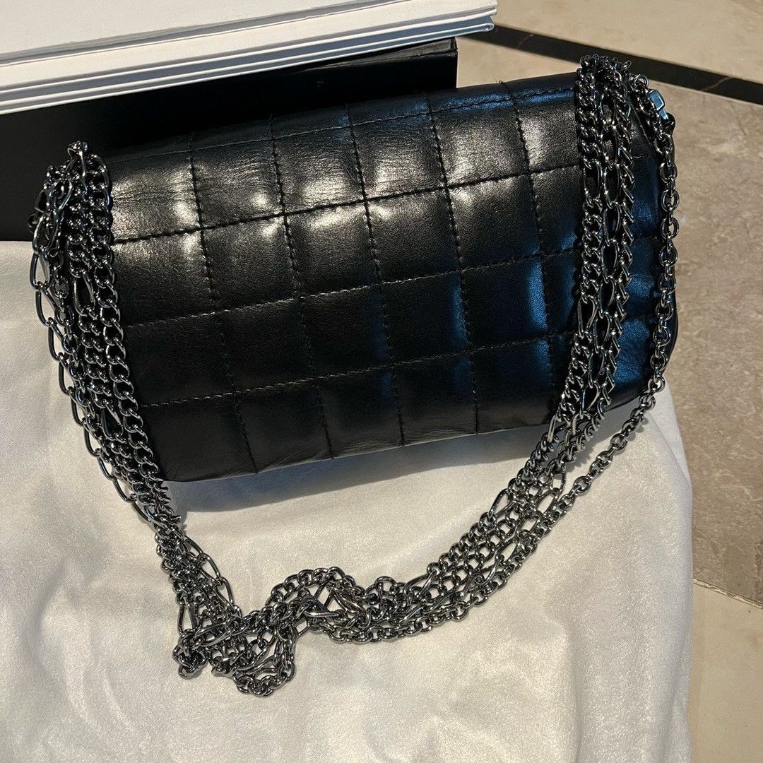Chanel Pre-loved Bag Very good condition Size ONE SIZE - 2 Thumbnail