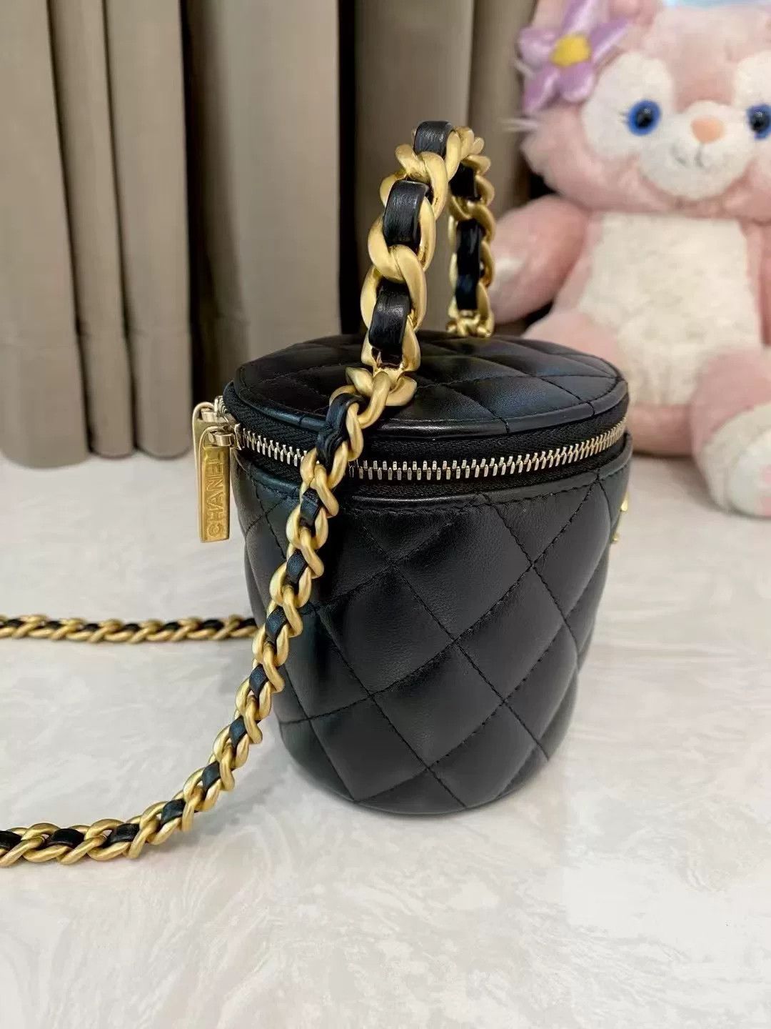 Chanel Pre-loved Bag Very good condition Size ONE SIZE - 4 Thumbnail