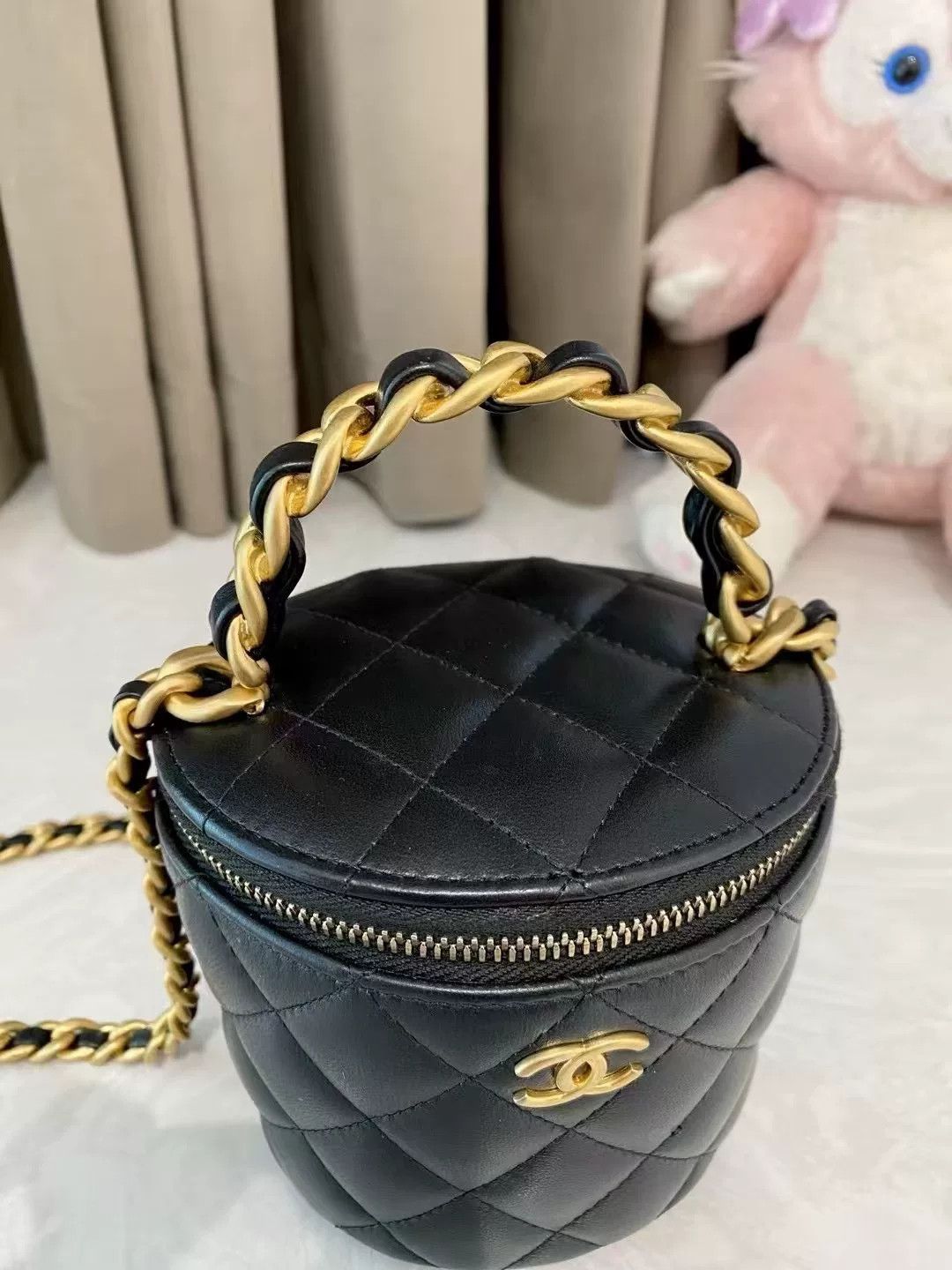 Chanel Pre-loved Bag Very good condition Size ONE SIZE - 3 Thumbnail