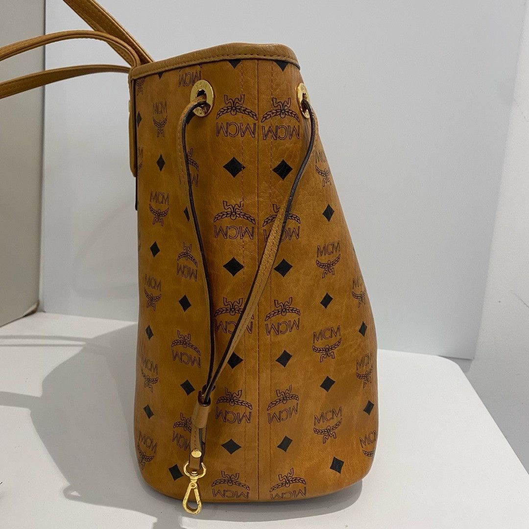 MCM Pre-loved Bag Very good condition Size ONE SIZE - 4 Thumbnail