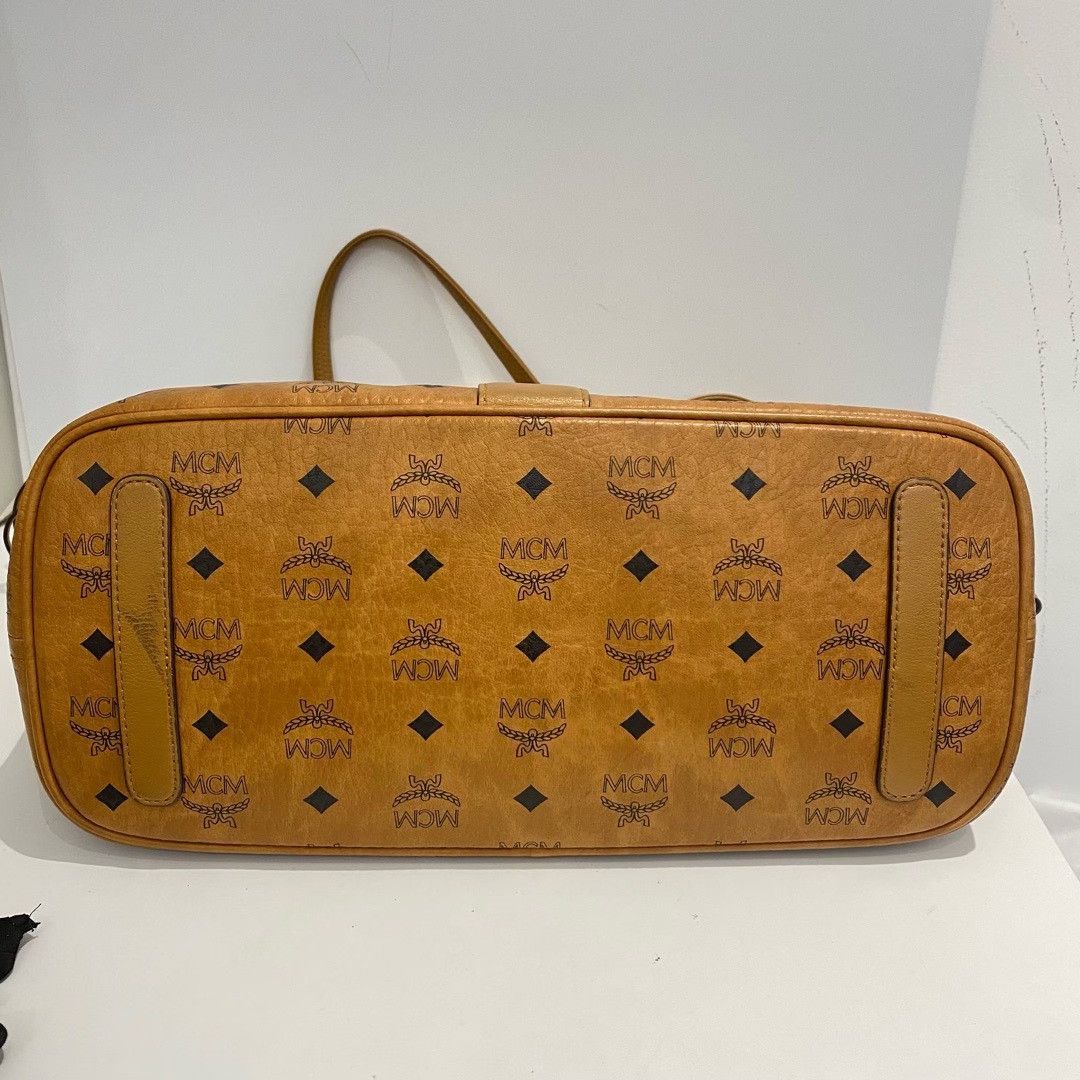 MCM Pre-loved Bag Very good condition Size ONE SIZE - 3 Thumbnail
