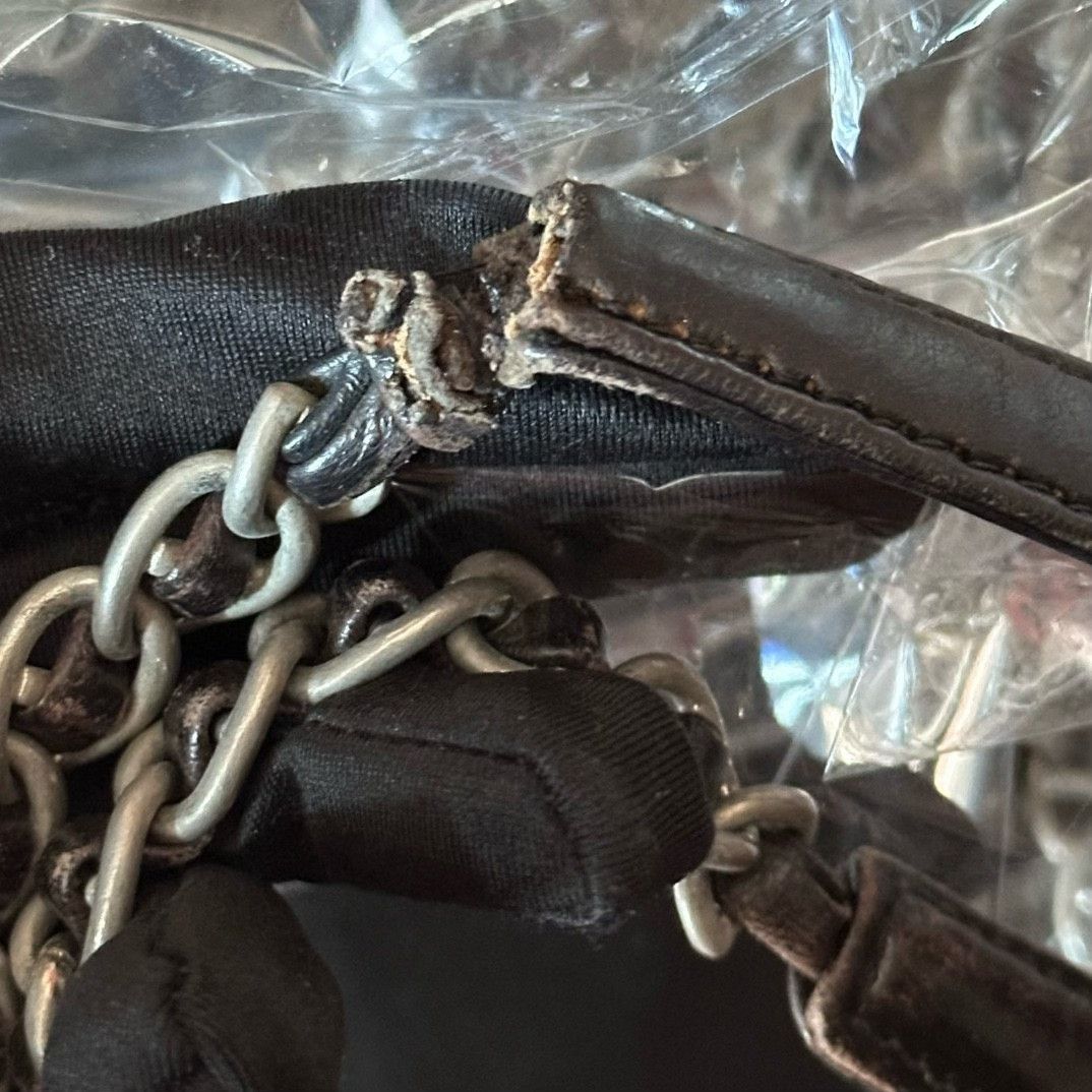 Prada Pre-loved Bag Very good condition Size ONE SIZE - 4 Thumbnail