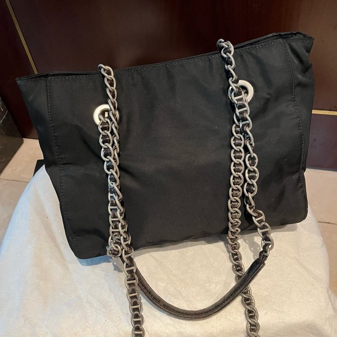 Prada Pre-loved Bag Very good condition Size ONE SIZE - 2 Thumbnail