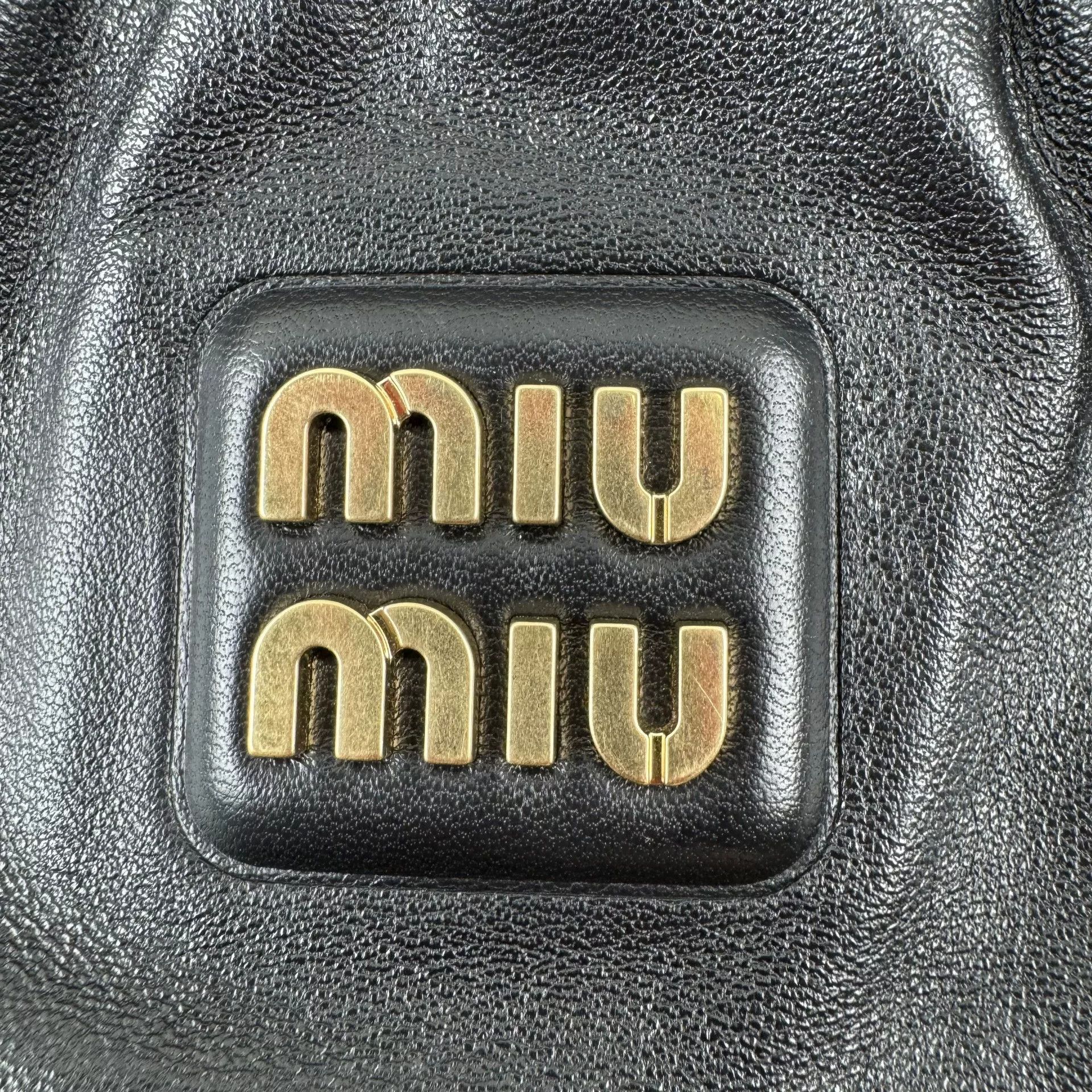 Miu Miu Pre-loved Bag Very good condition Size ONE SIZE - 9 Thumbnail