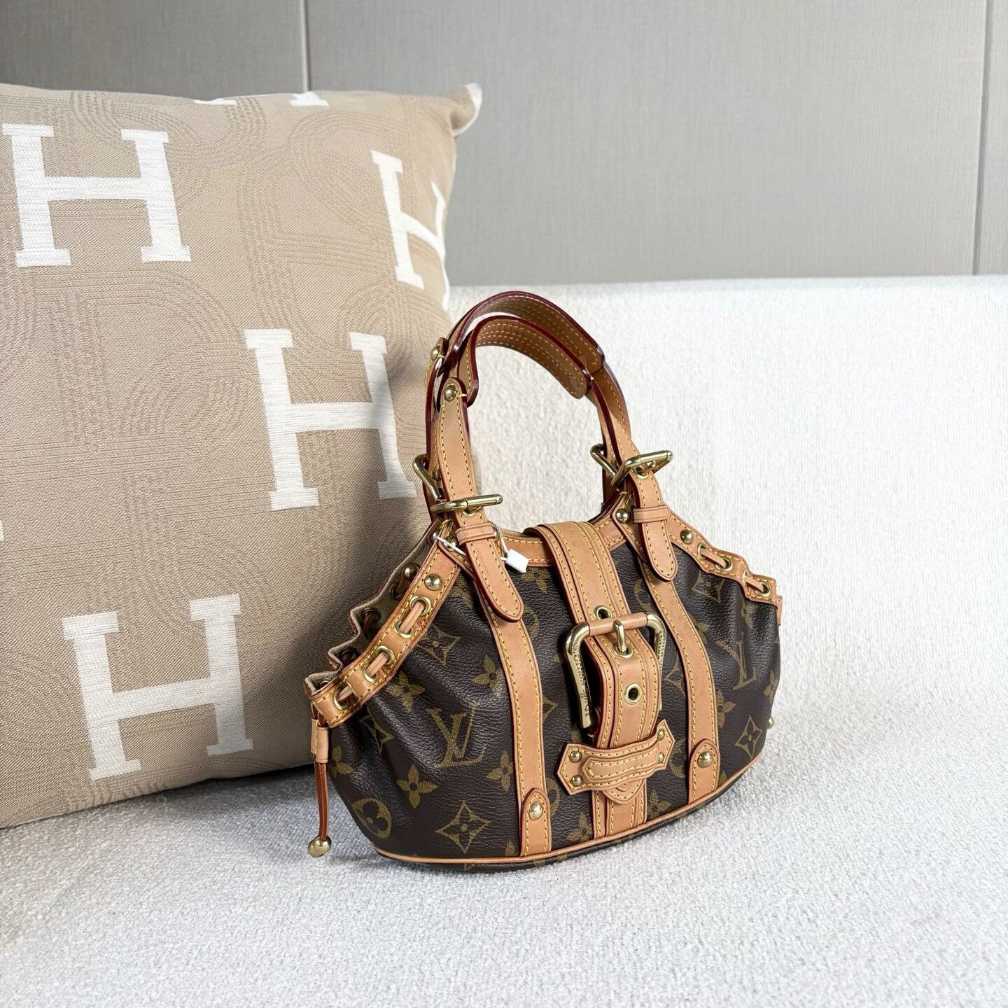 Louis Vuitton Pre-loved Bag Very good condition Size ONE SIZE - 4 Thumbnail
