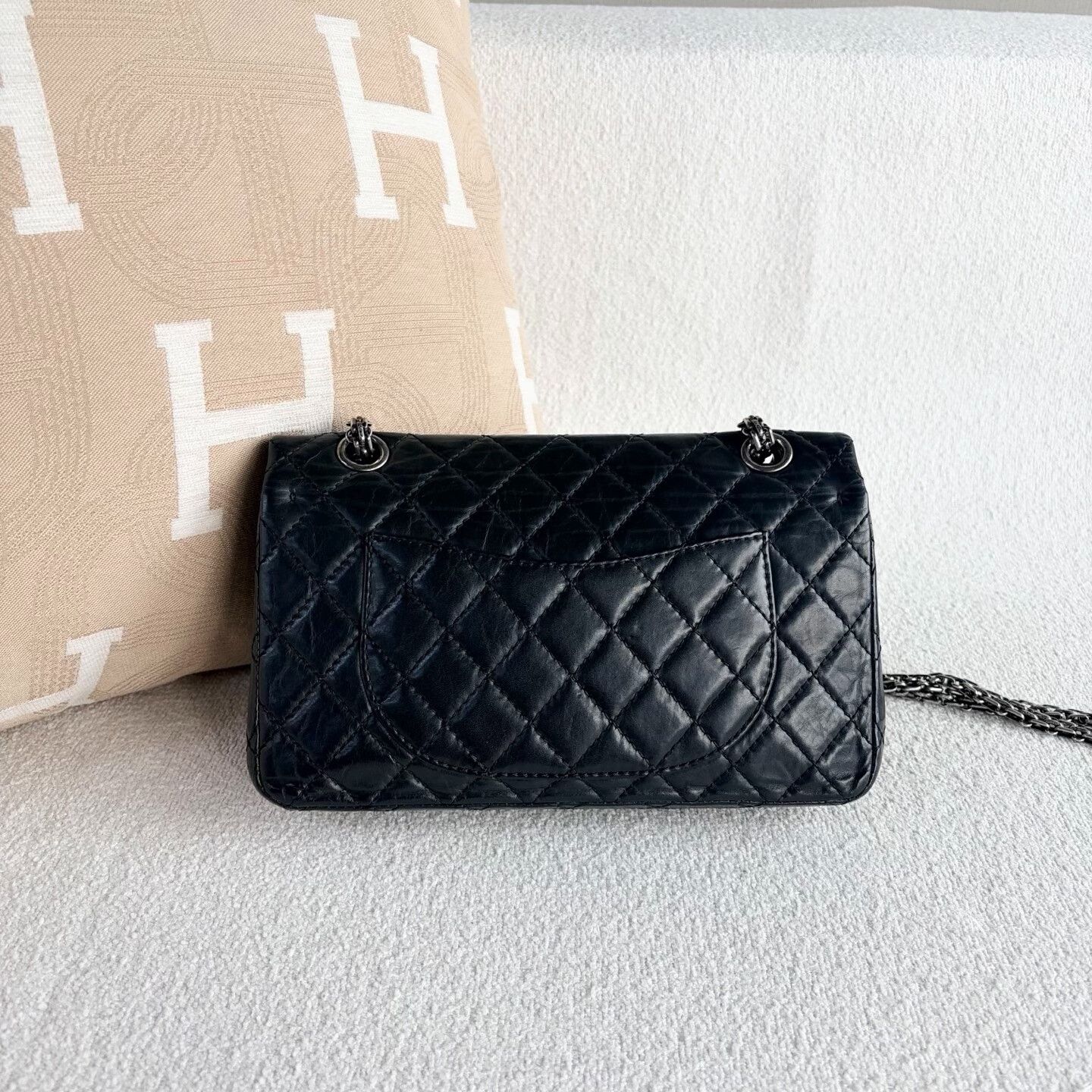 Chanel Pre-loved Bag Very good condition Size ONE SIZE - 2 Thumbnail