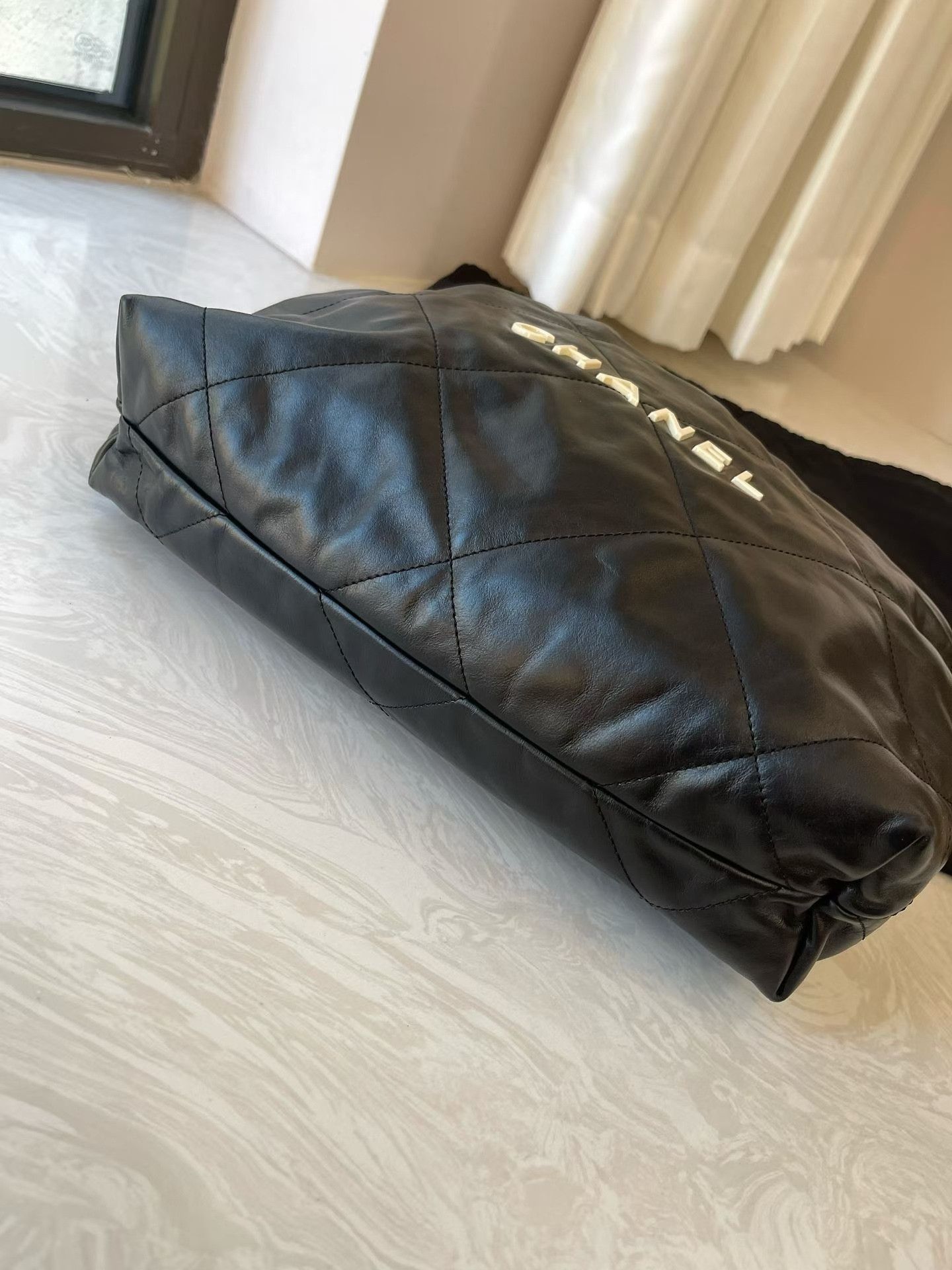 Chanel Pre-loved Bag Very good condition Size ONE SIZE - 5 Thumbnail