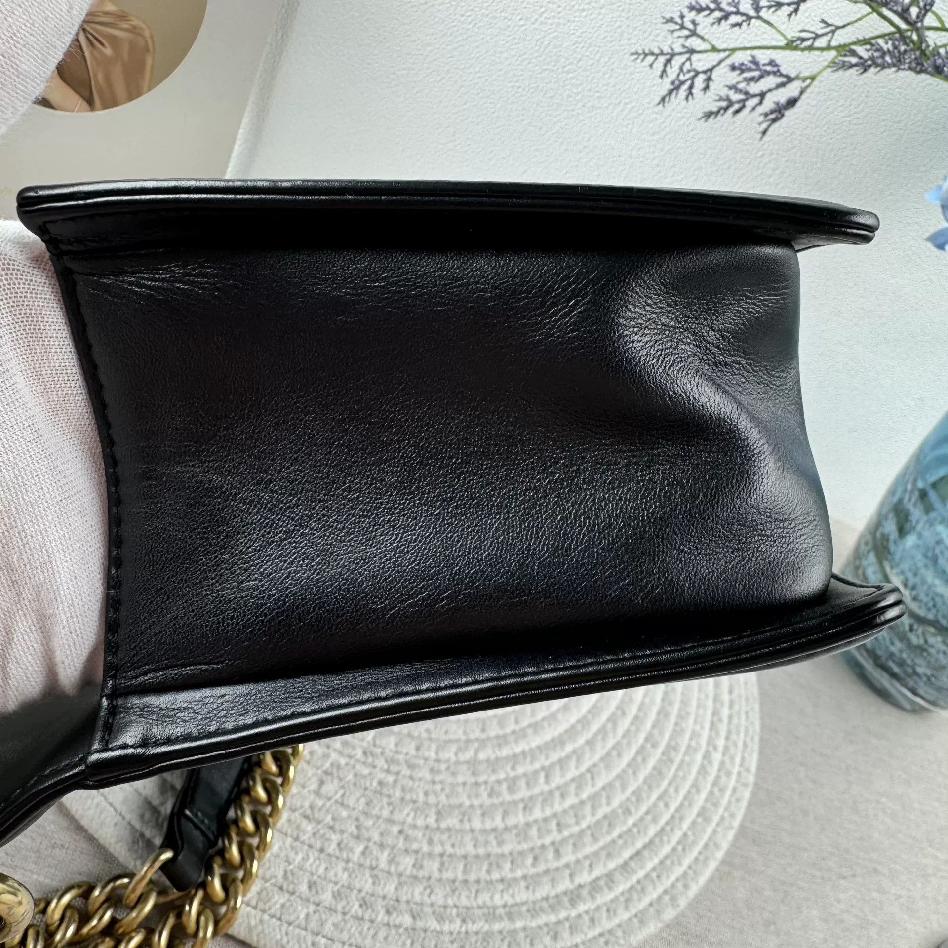 Chanel Pre-loved Bag Very good condition Size ONE SIZE - 8 Thumbnail
