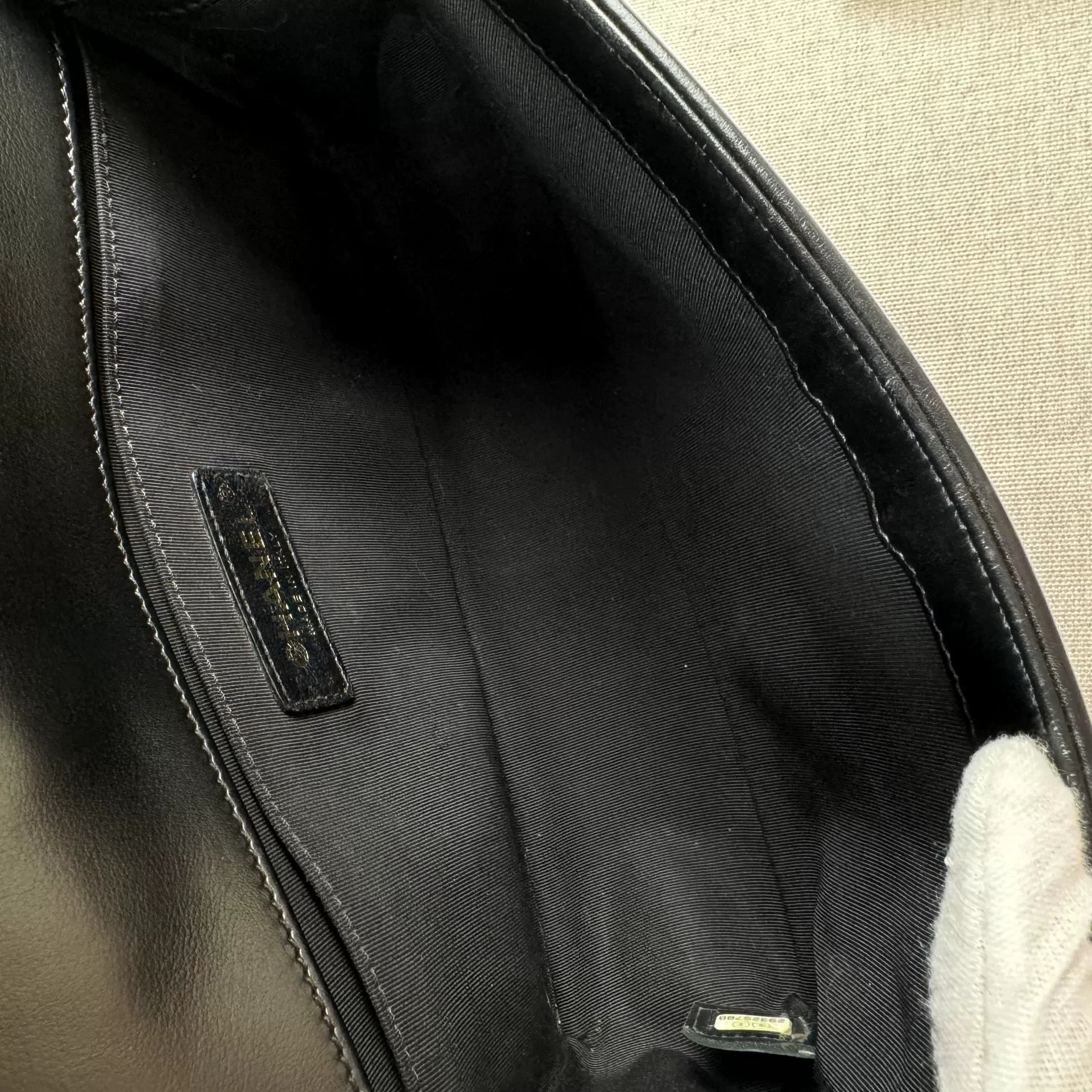 Chanel Pre-loved Bag Very good condition Size ONE SIZE - 7 Thumbnail