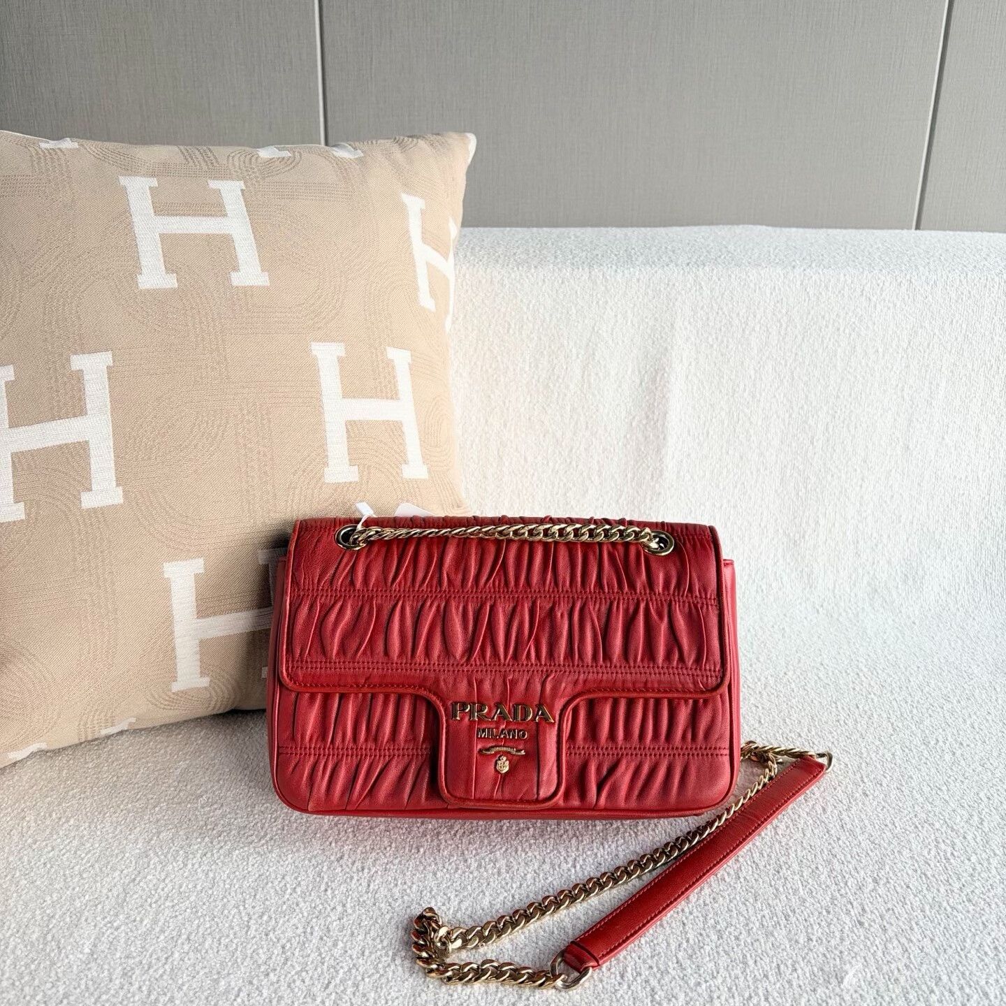 Prada Pre-loved Bag Very good condition Size ONE SIZE - 2 Thumbnail