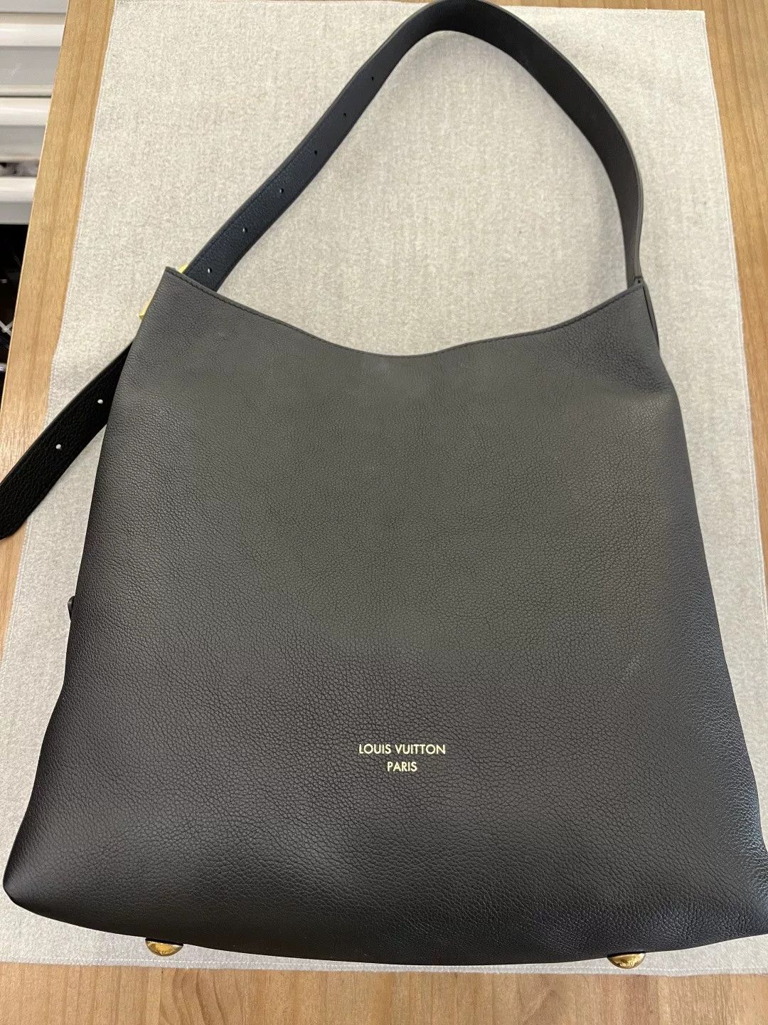 Louis Vuitton Pre-loved Bag Very good condition Size ONE SIZE - 8 Thumbnail