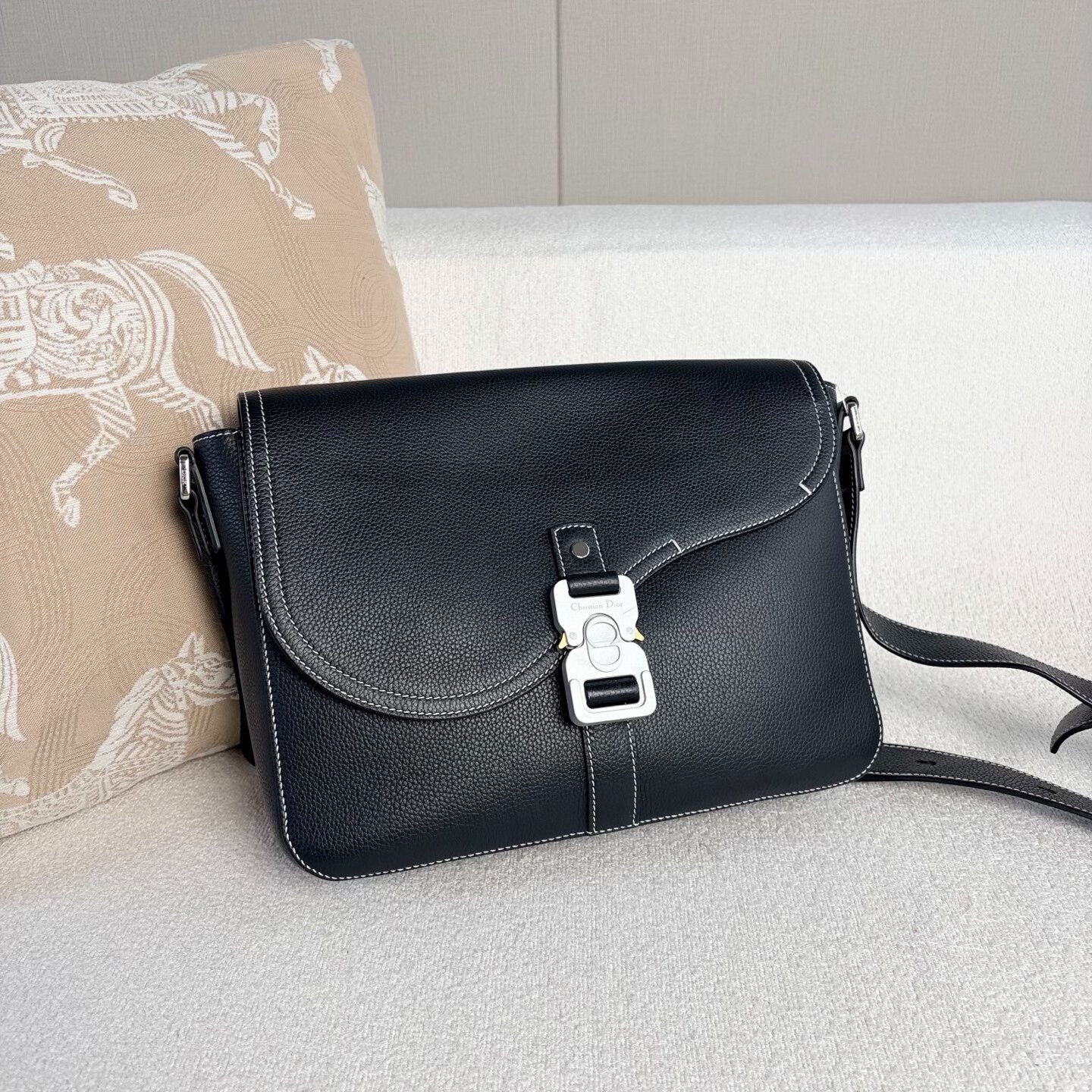 Dior Pre-loved Bag Very good condition Size ONE SIZE - 6 Thumbnail