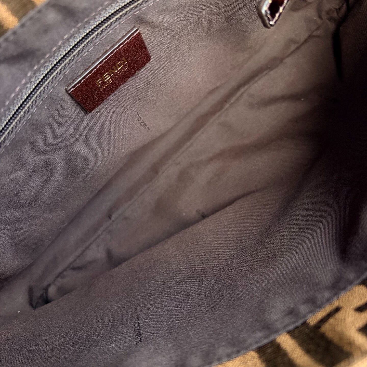 Fendi Pre-loved Bag Very good condition Size ONE SIZE - 7 Thumbnail