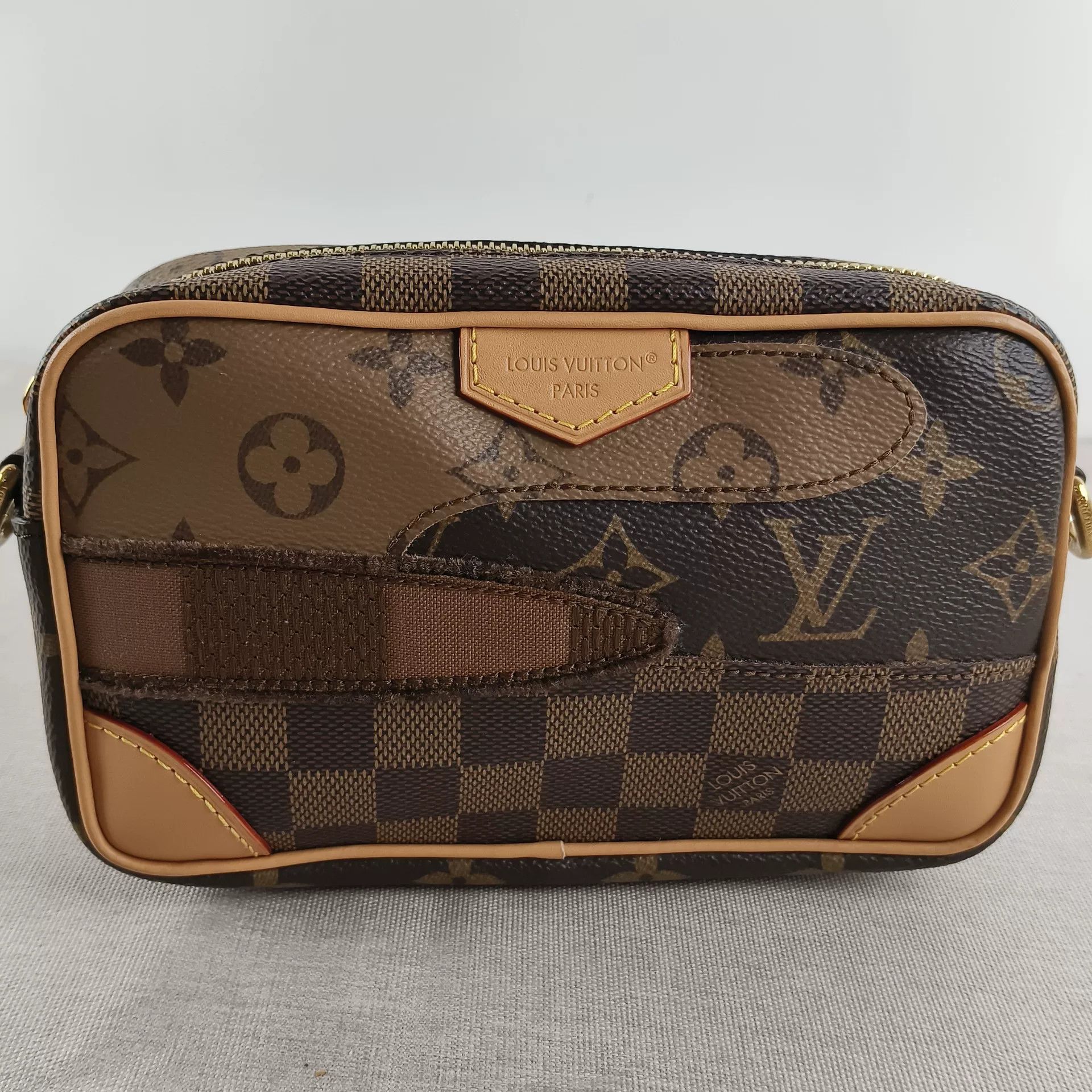 Louis Vuitton Pre-loved Bag Very good condition Size ONE SIZE - 7 Thumbnail