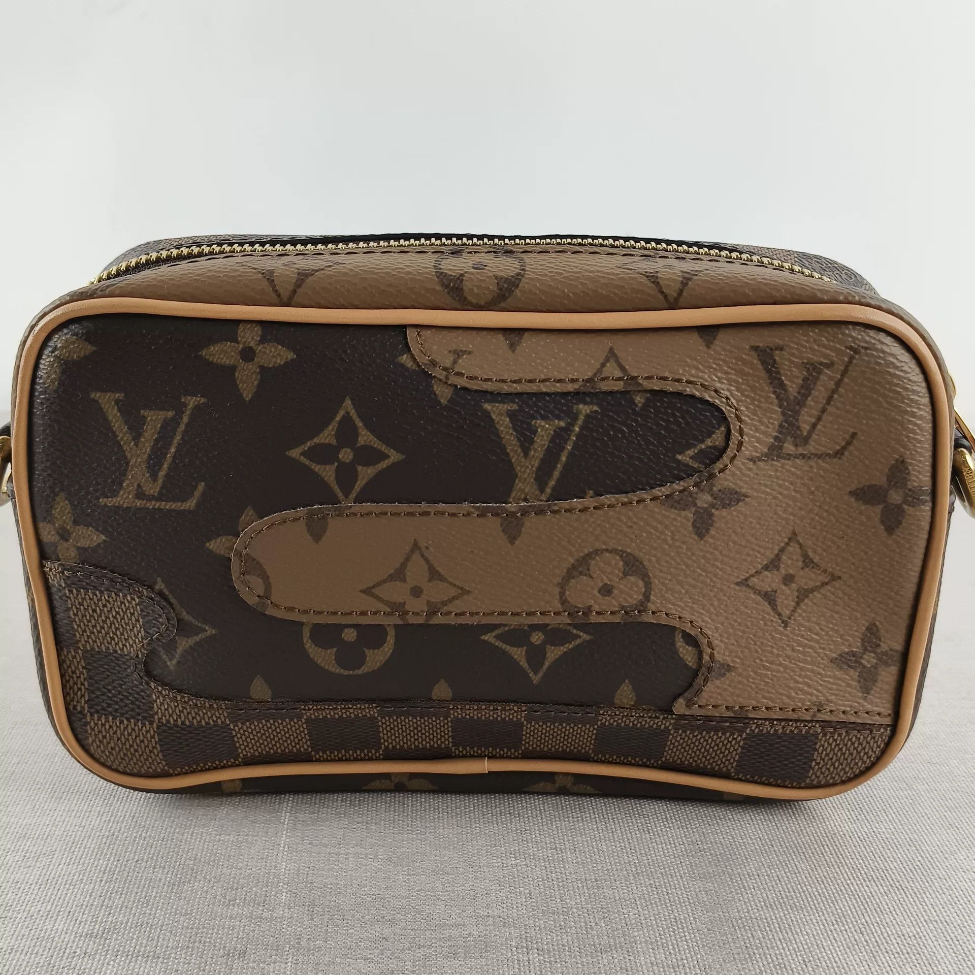 Louis Vuitton Pre-loved Bag Very good condition Size ONE SIZE - 6 Thumbnail