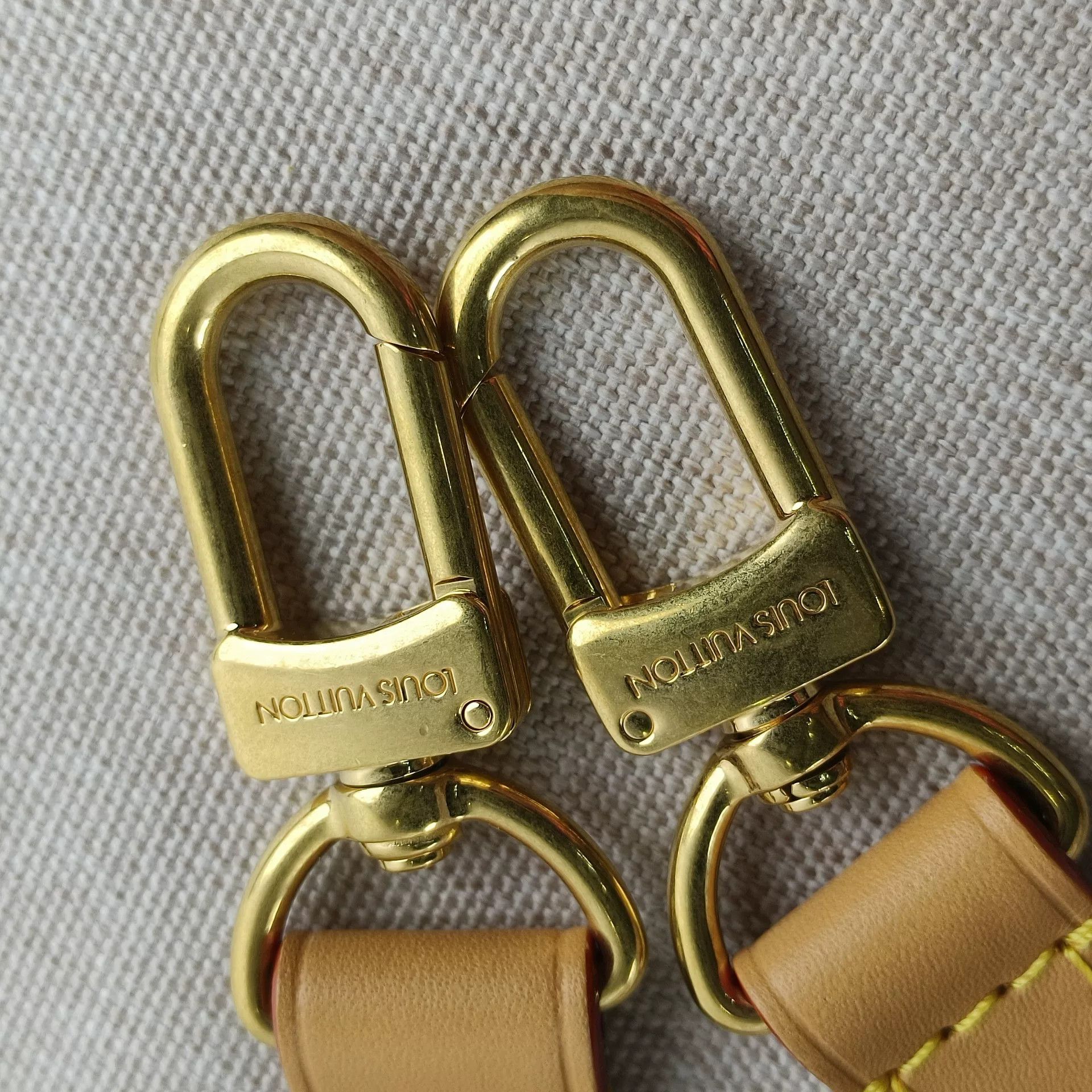Louis Vuitton Pre-loved Bag Very good condition Size ONE SIZE - 9 Thumbnail