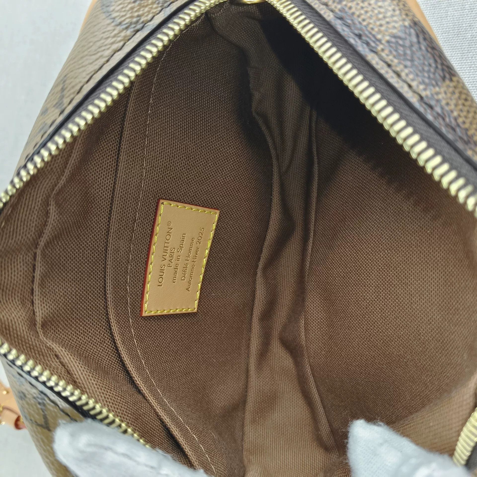 Louis Vuitton Pre-loved Bag Very good condition Size ONE SIZE - 2 Thumbnail