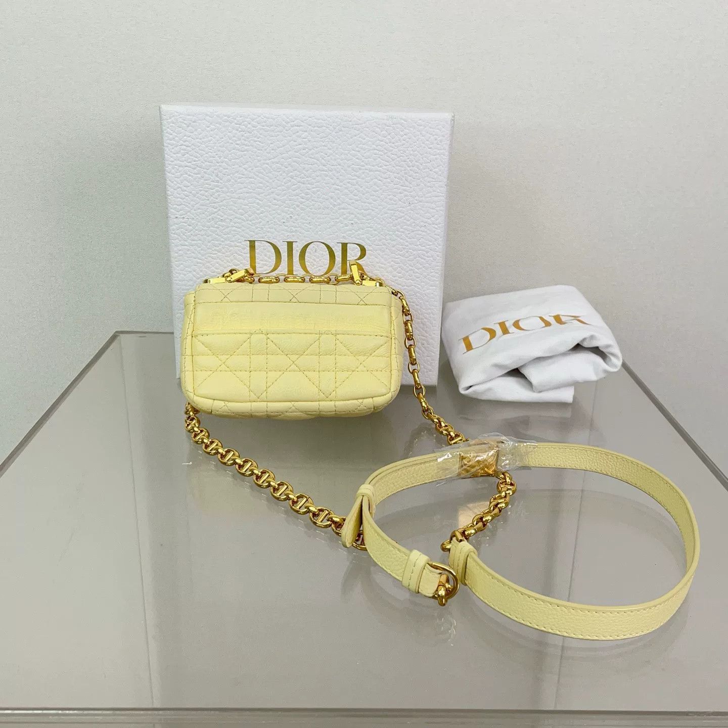 Dior Pre-loved Bag Very good condition Size ONE SIZE - 2 Thumbnail