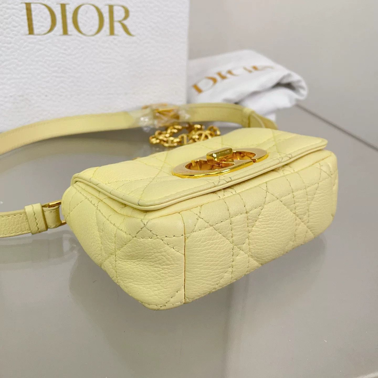 Dior Pre-loved Bag Very good condition Size ONE SIZE - 5 Thumbnail