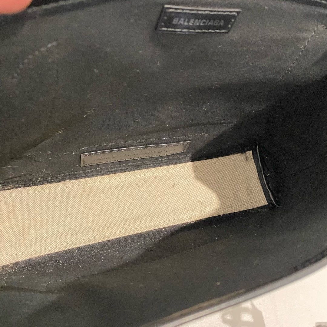 Balenciaga Pre-loved Bag Very good condition Size ONE SIZE - 2 Thumbnail