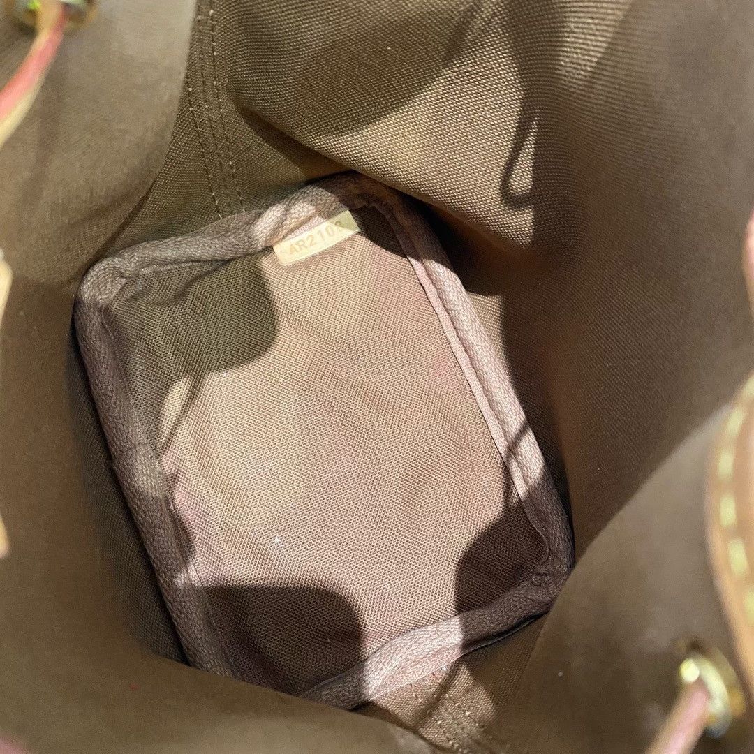 Louis Vuitton Pre-loved Bag Very good condition Size ONE SIZE - 4 Thumbnail