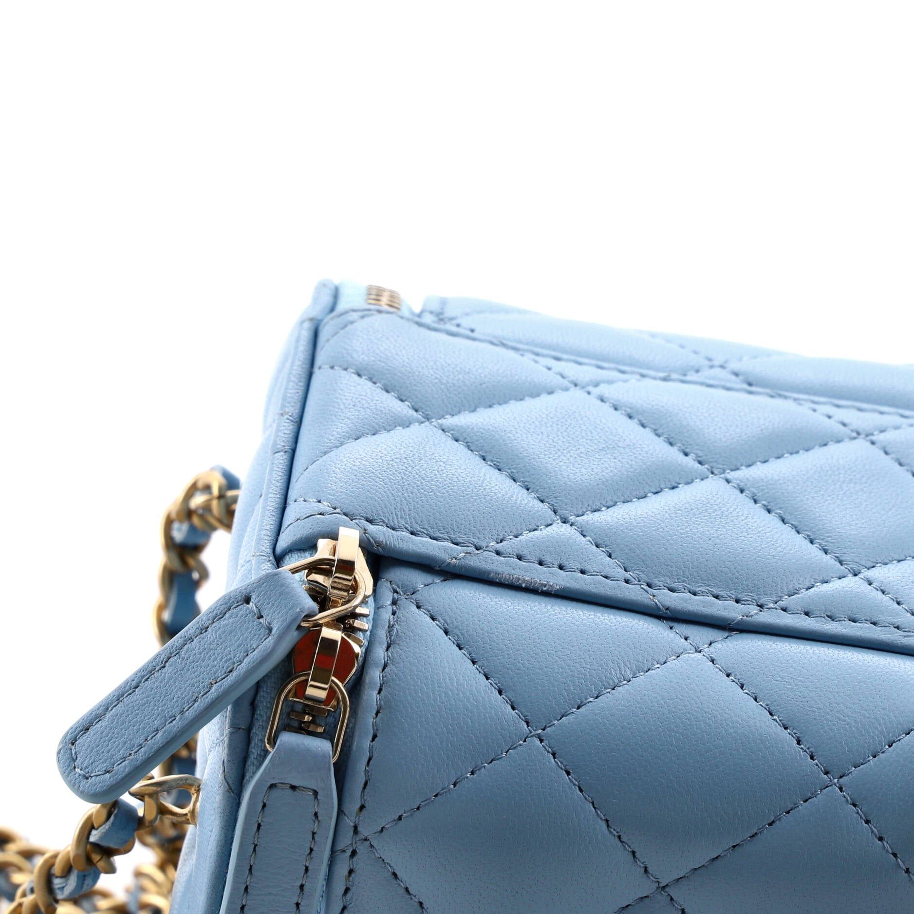 Chanel Pearl Crush Vanity Case with Chain Size ONE SIZE - 6 Thumbnail