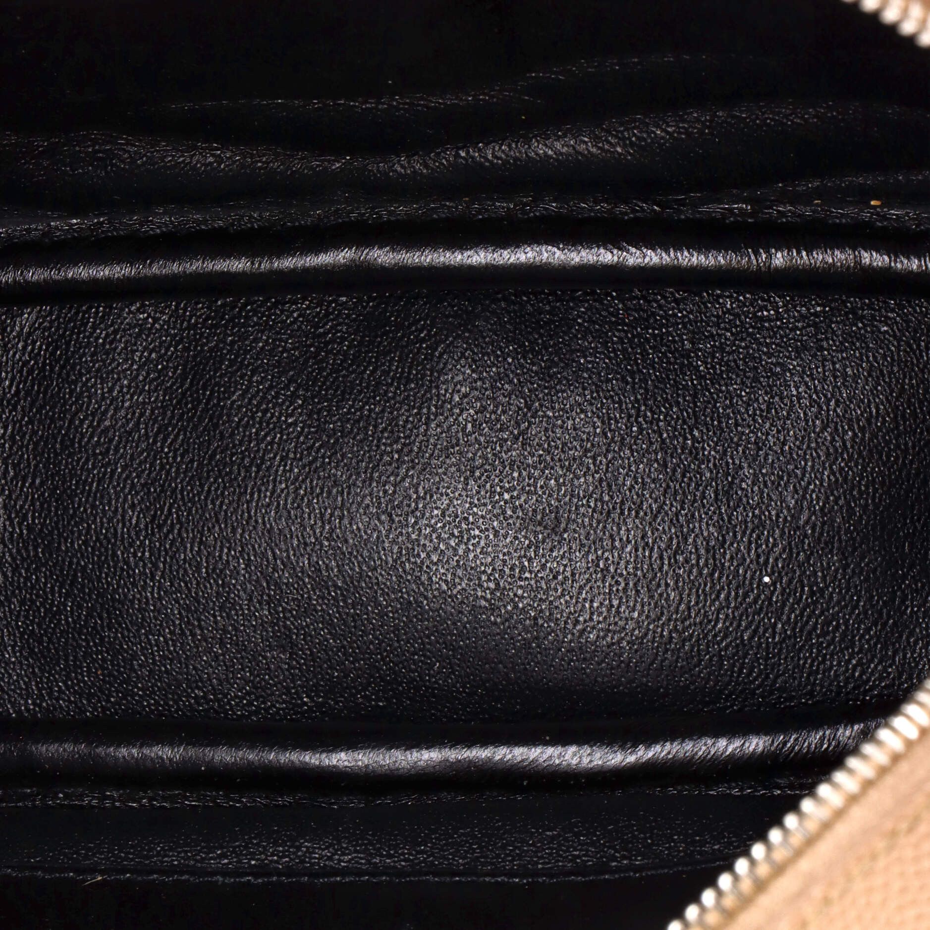 Saint Laurent Paris LouLou Crossbody Bag Size ONE SIZE - 5 Thumbnail