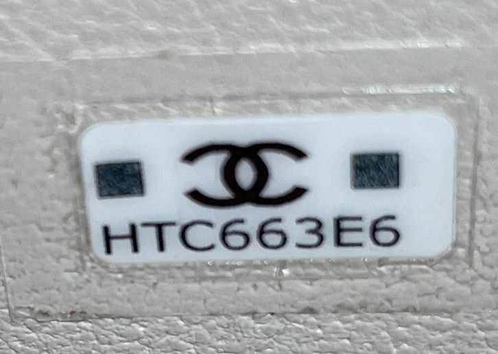 Chanel Pillow Crush Vanity Case with Chain Size ONE SIZE - 6 Thumbnail