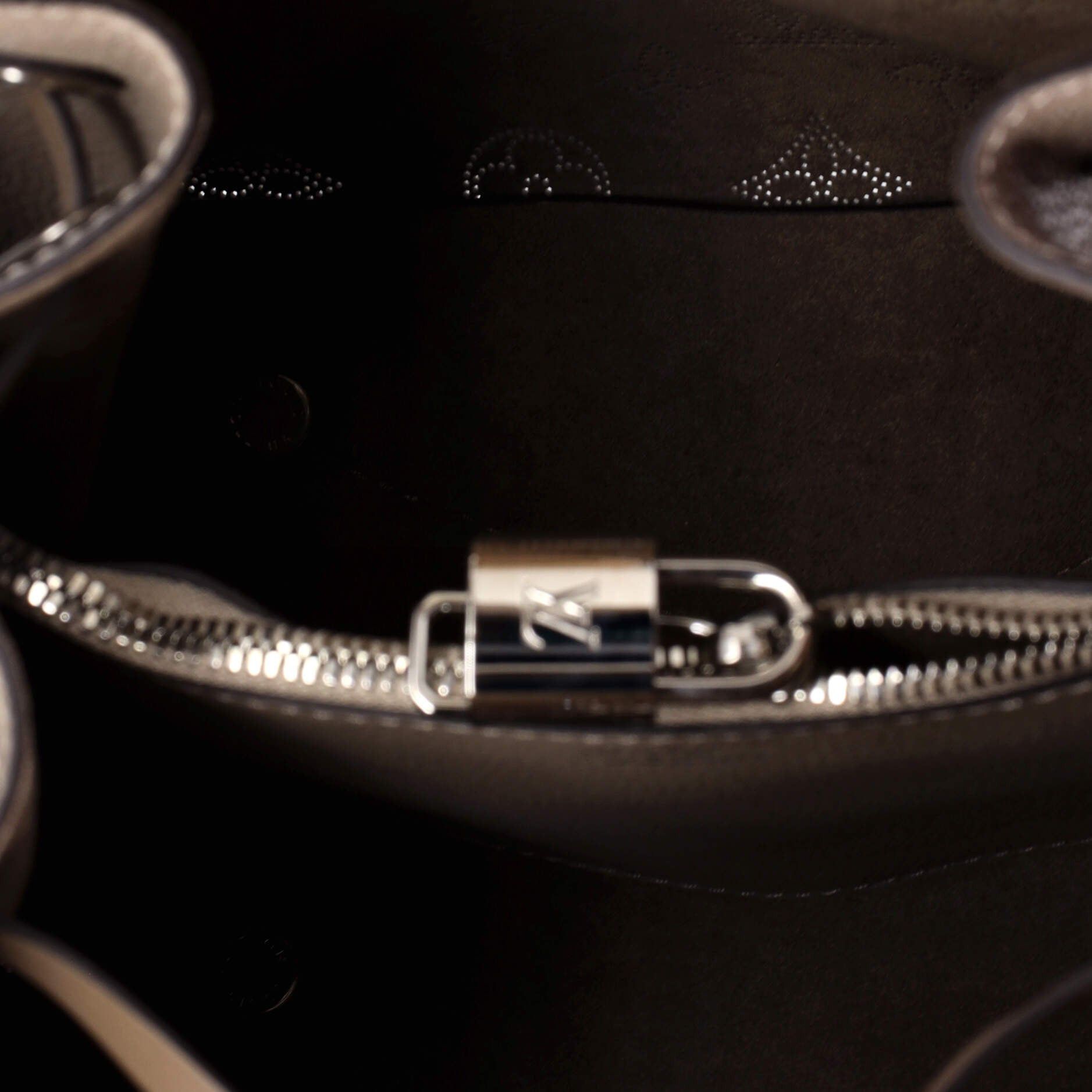 Louis Vuitton Muria Bucket Bag Size ONE SIZE - 5 Thumbnail