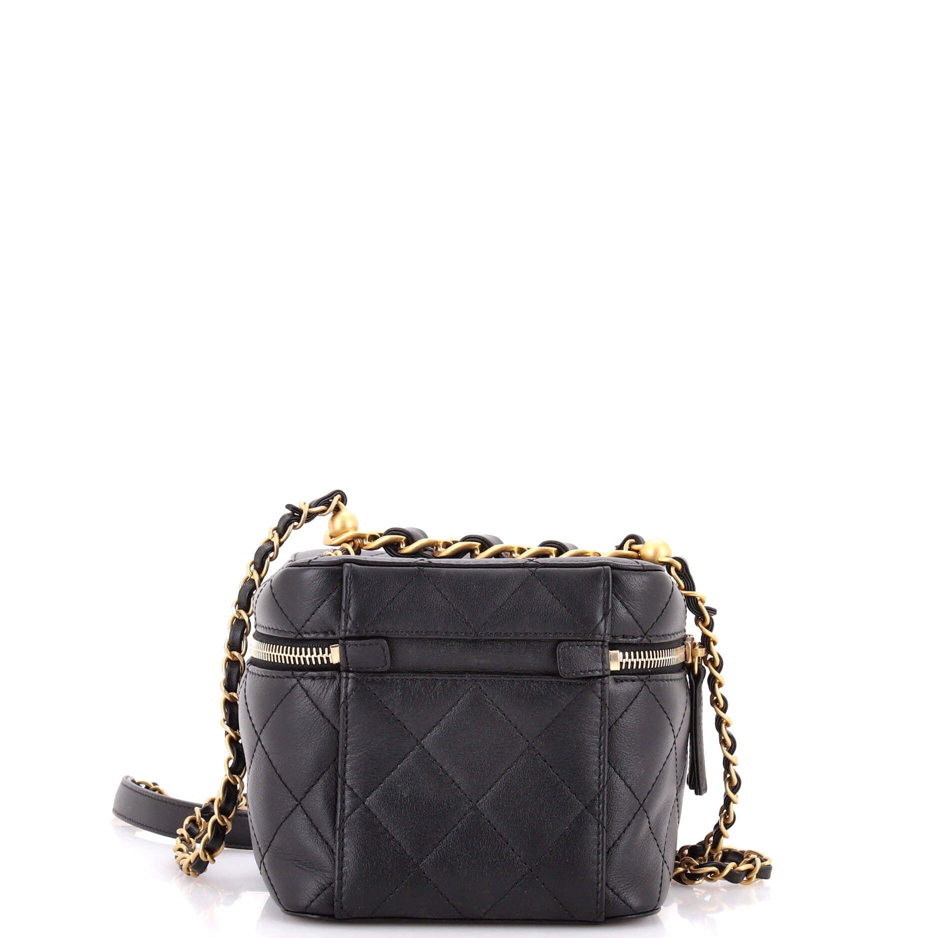 Chanel Chain Bar Vanity Case with Chain Size ONE SIZE - 3 Thumbnail