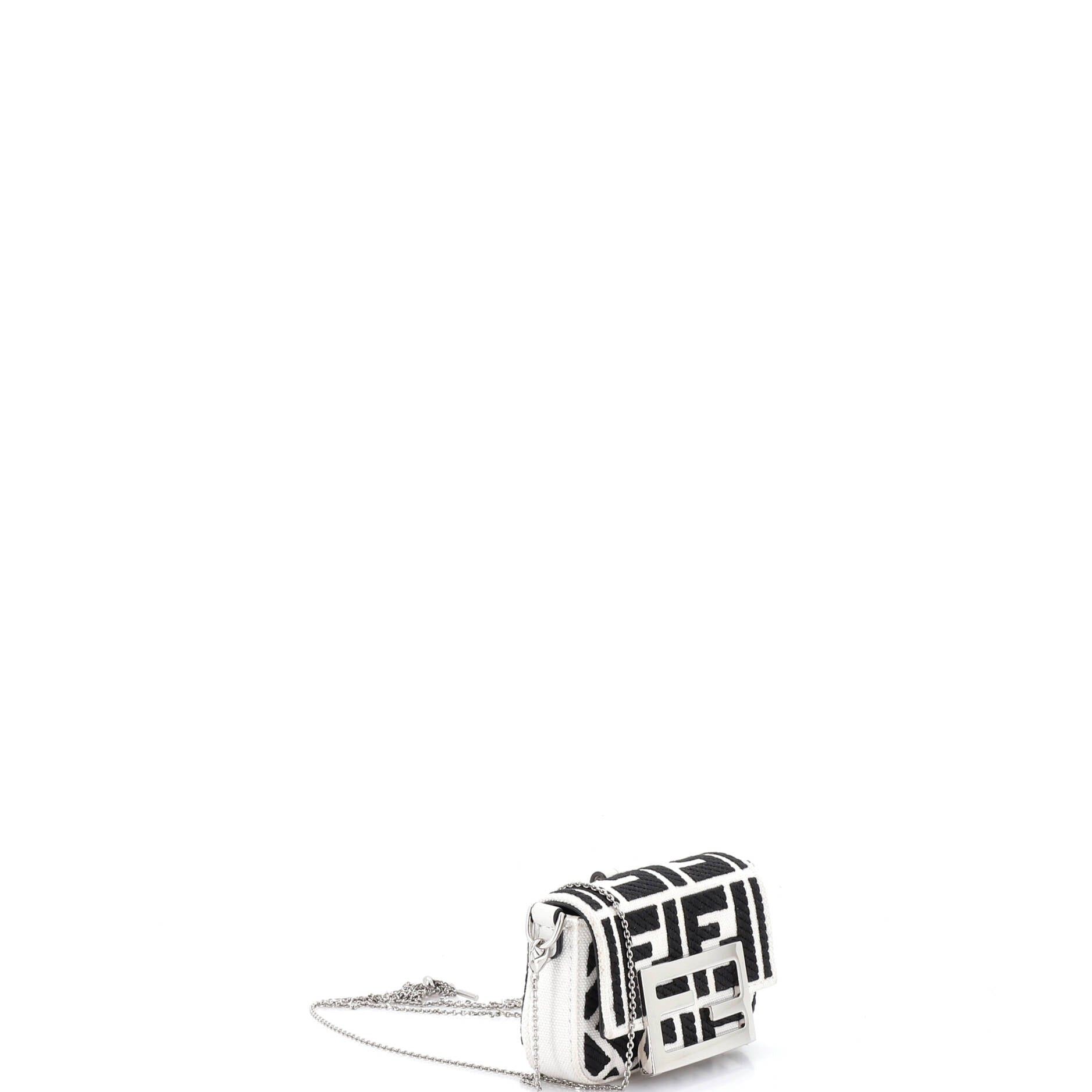Fendi Chain Baguette Charm Bag Size ONE SIZE - 2 Thumbnail