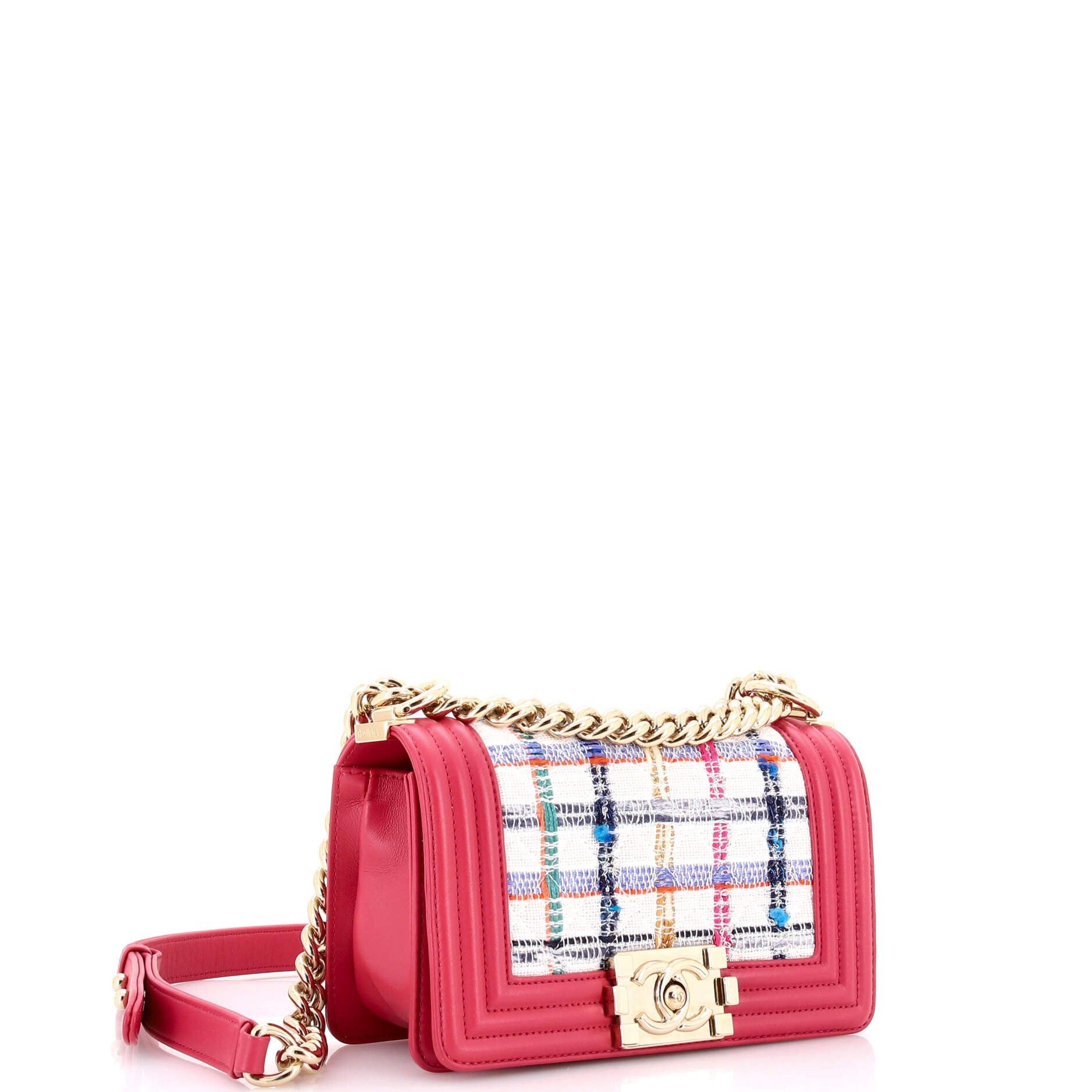 Chanel Boy Flap Bag Size ONE SIZE - 2 Thumbnail