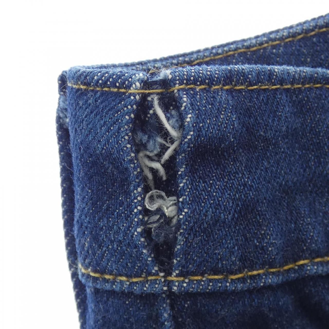Other Other Red Card Jeans Textile Jeans DUTY FREE for USA Size ONE SIZE - 6 Thumbnail