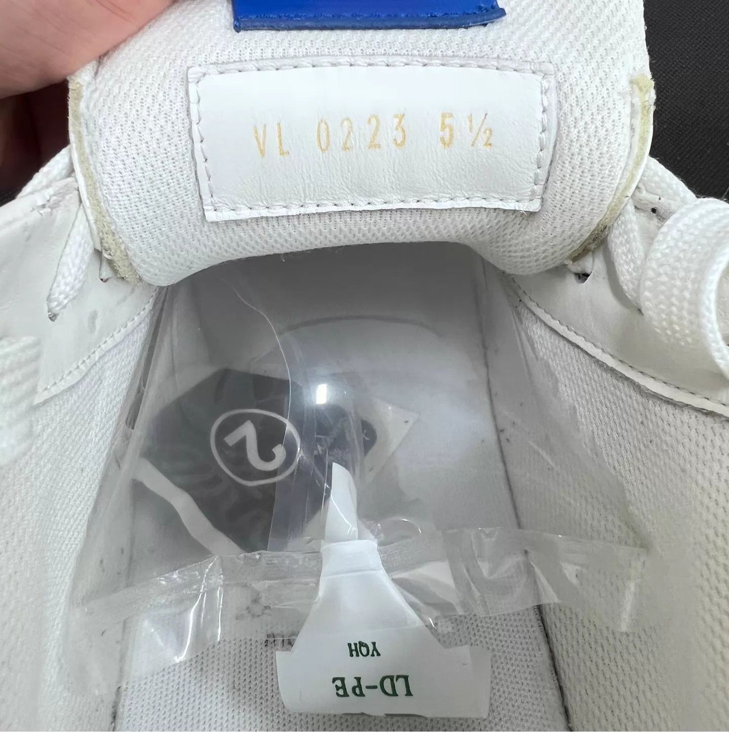 Louis Vuitton Multi Color Low-Top Sneakers Size US 6.5 / EU 39-40 - 8 Thumbnail