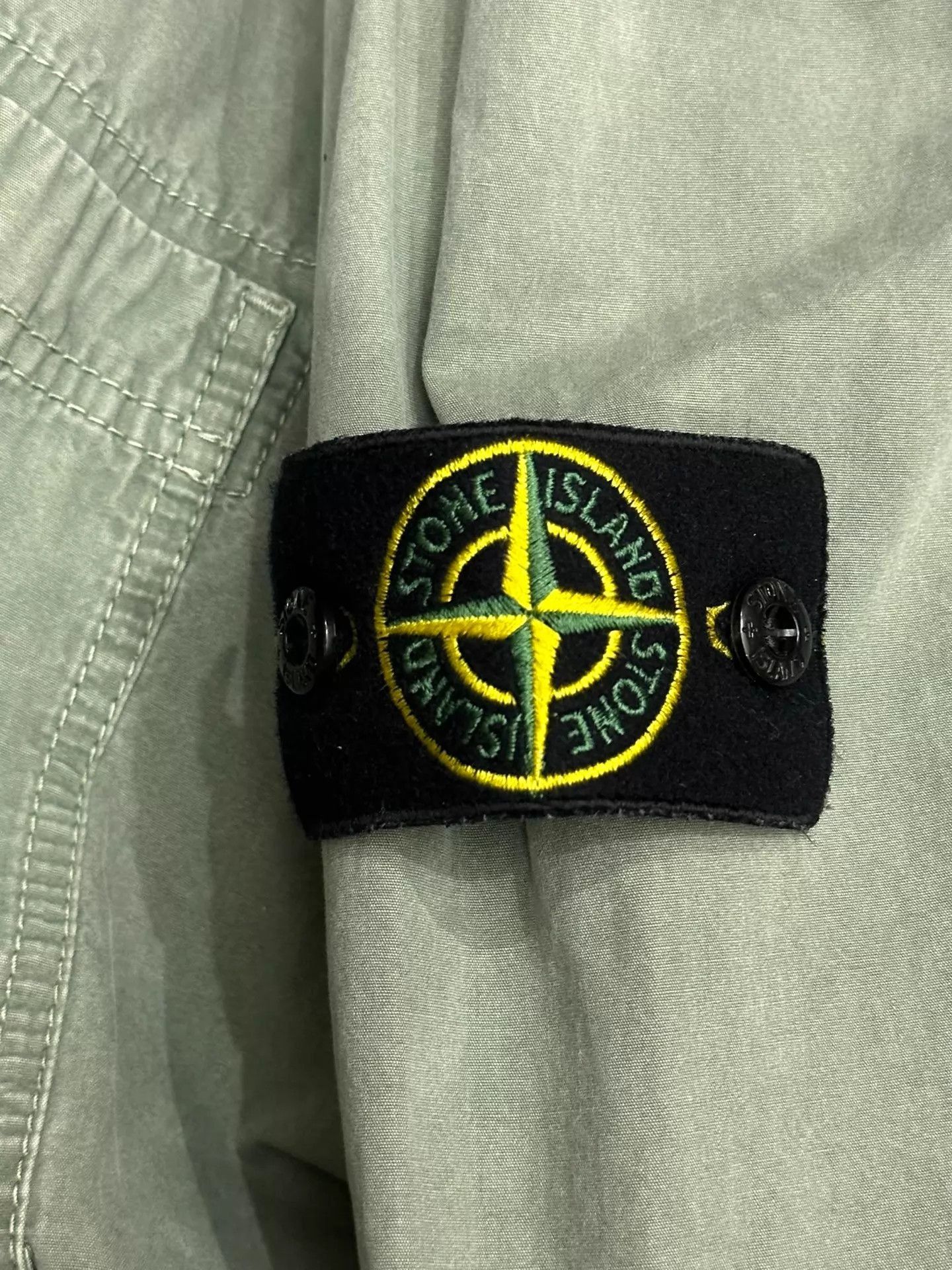 Stone Island Green Long-Sleeve Button-Up Shirt Size US M / EU 48-50 / 2 - 5 Thumbnail