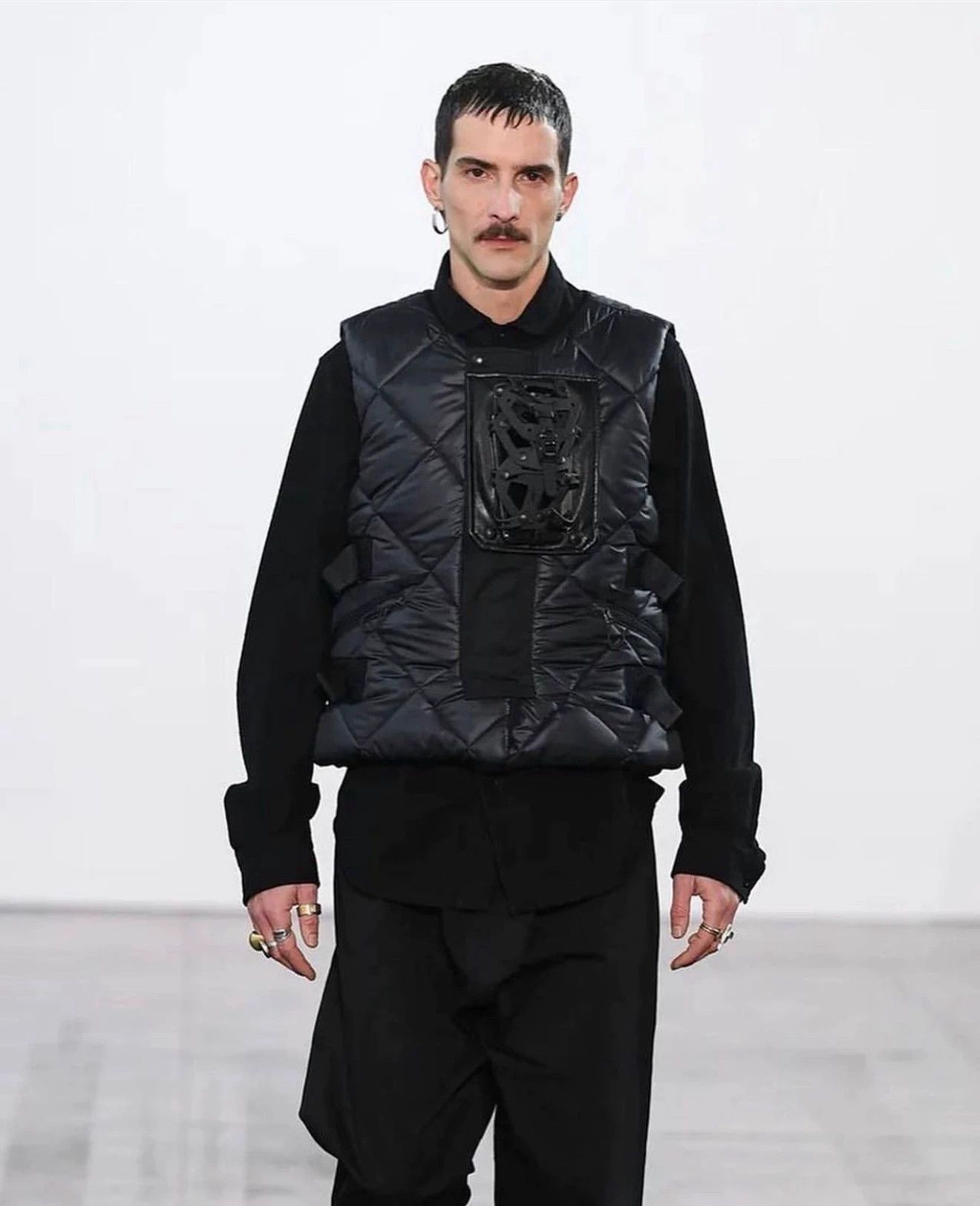 Junya Watanabe Black Quilted Vest with Utility Buckle Detail Size US XL / EU 56 / 4 - 9 Thumbnail