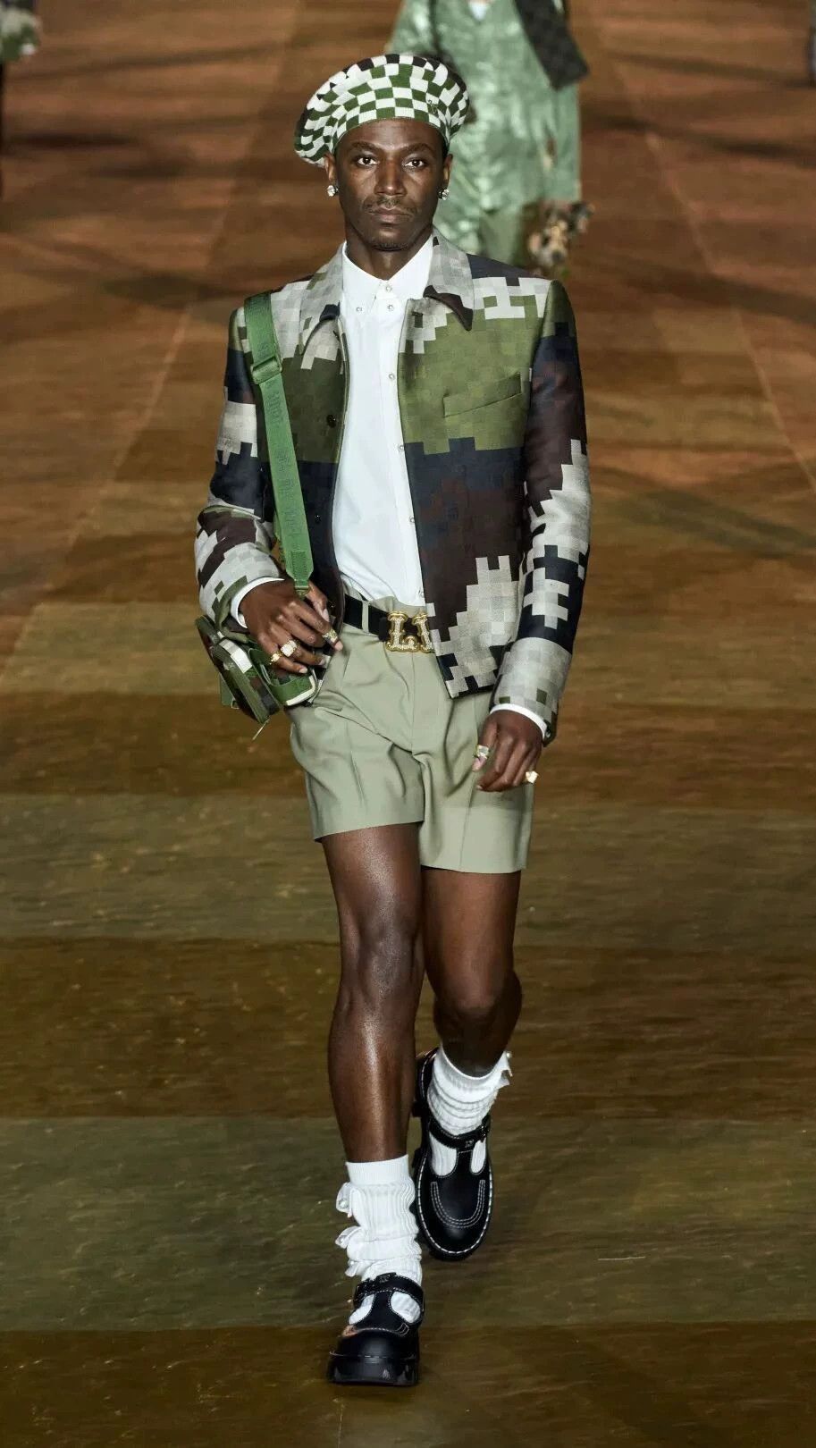Louis Vuitton Green Pixel Pattern Light Jacket Size L Size US L / EU 52-54 / 3 - 7 Thumbnail