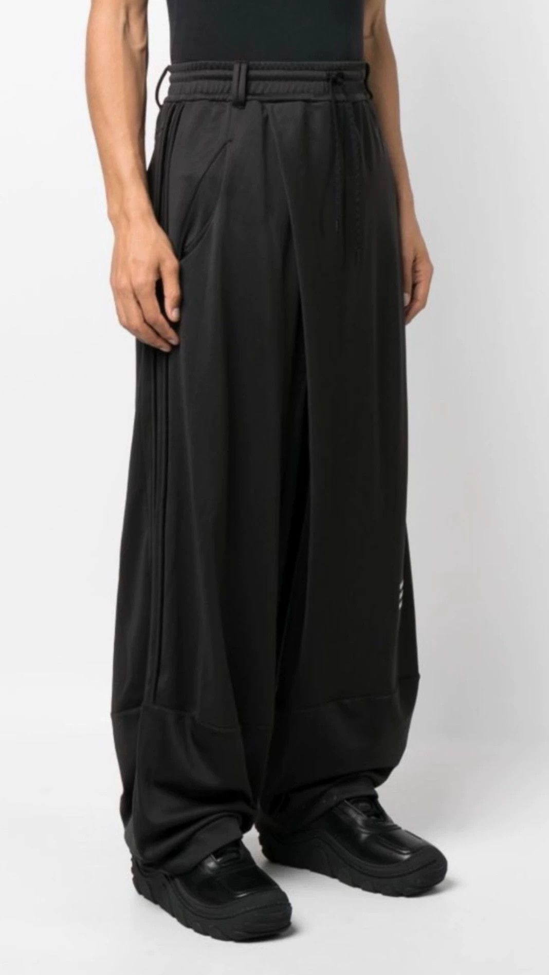 NAMESAKE Black Casual Loose-Fit Pants Size 32 Size US 32 / EU 48 - 2 Thumbnail