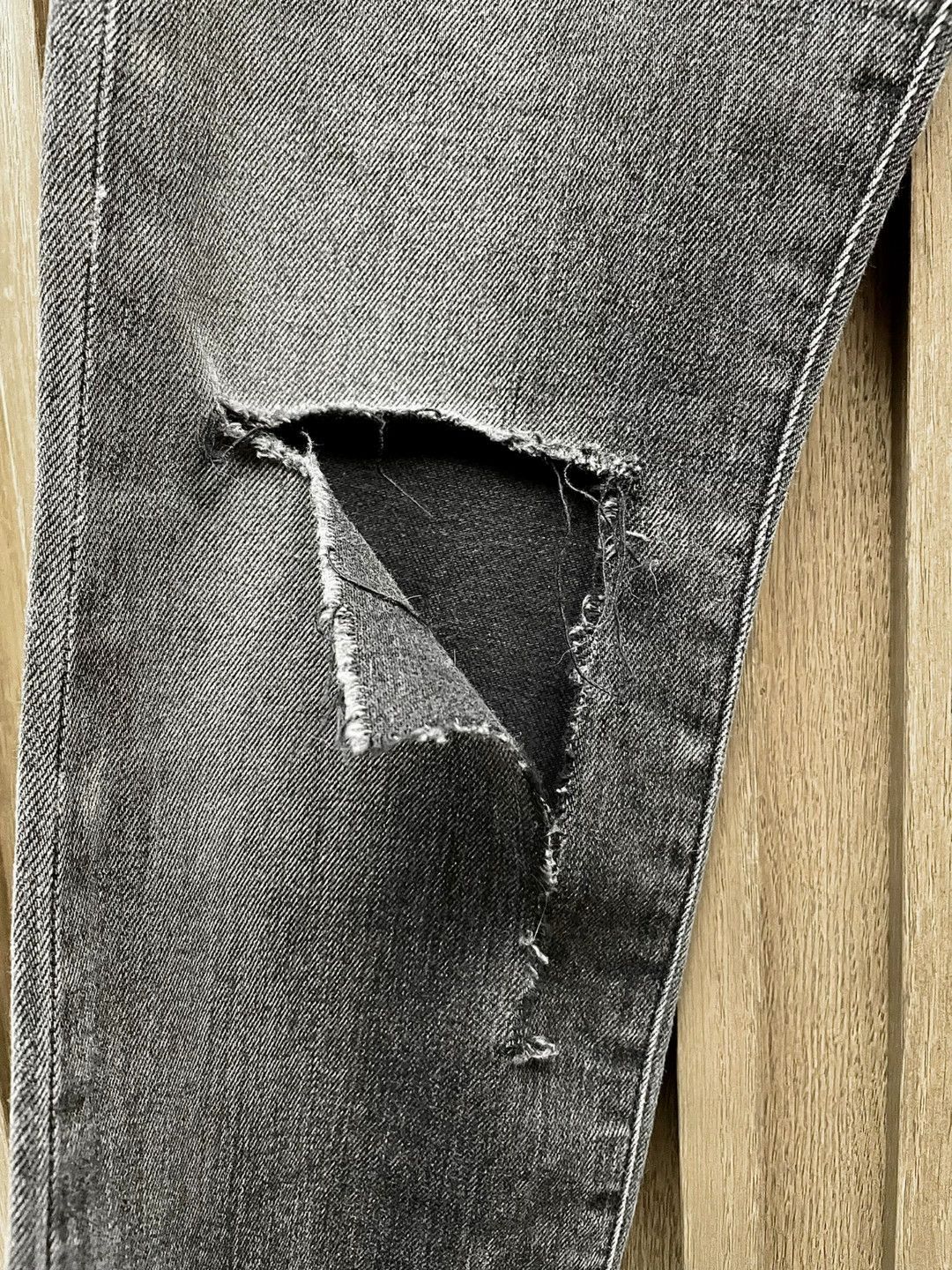 Balenciaga Gray Distressed Denim Jeans Size 30 Size US 30 / EU 46 - 2 Thumbnail
