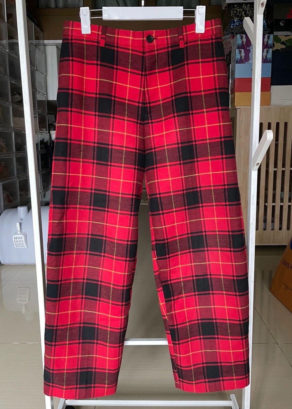 Balenciaga Red Plaid Casual Pants Size 30 Size US 30 / EU 46 - 5 Thumbnail
