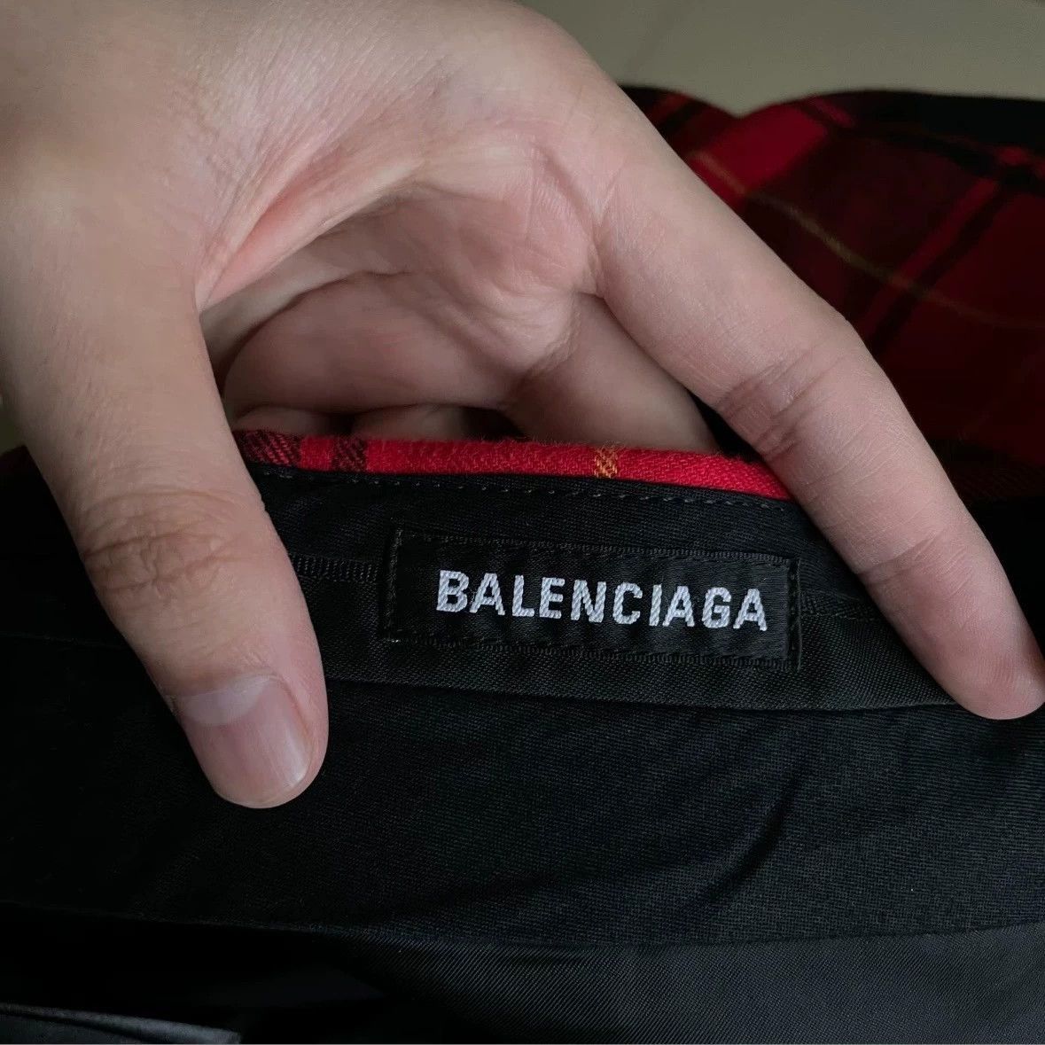 Balenciaga Red Plaid Casual Pants Size 30 Size US 30 / EU 46 - 4 Thumbnail