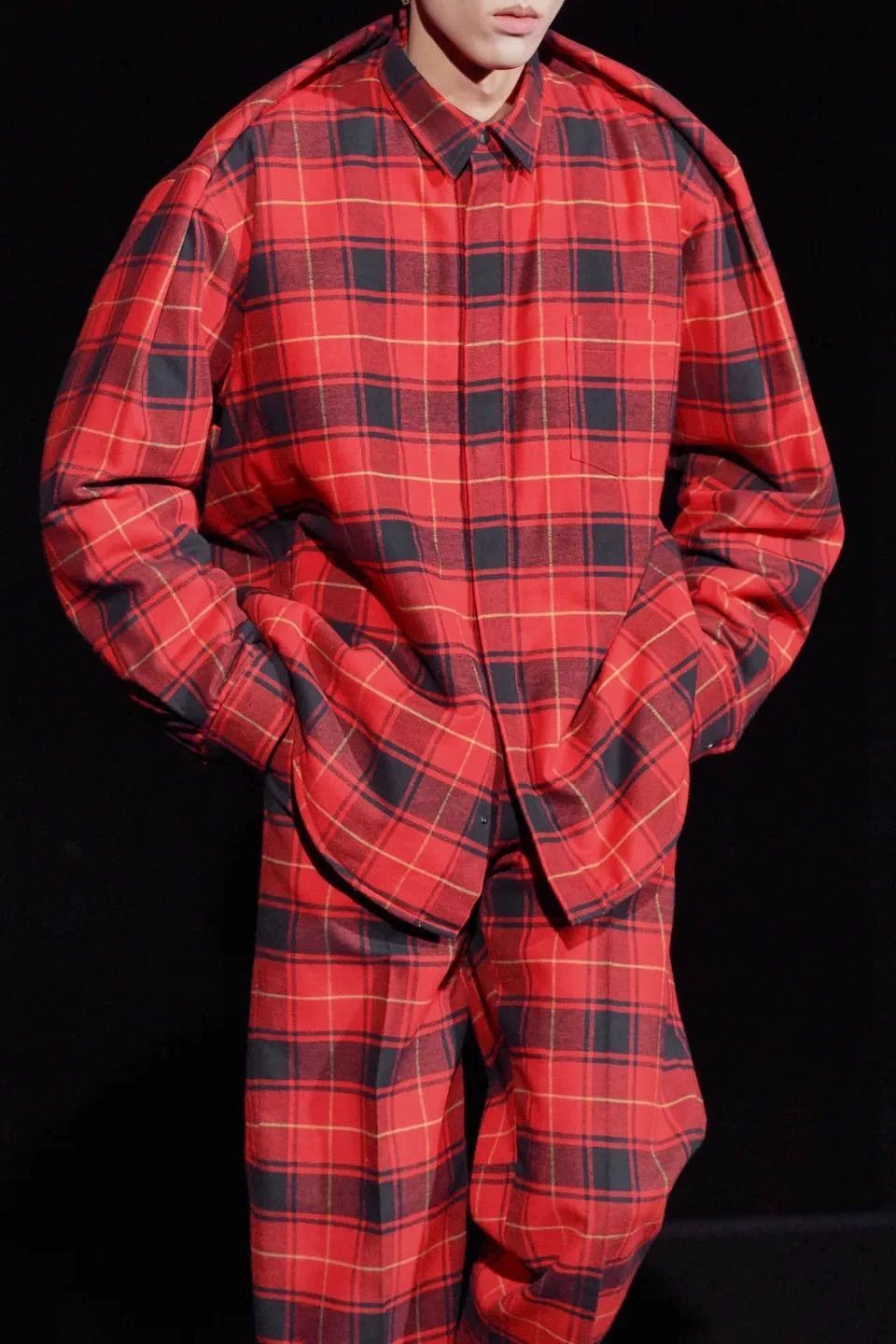 Balenciaga Red Plaid Casual Pants Size 30 Size US 30 / EU 46 - 6 Thumbnail