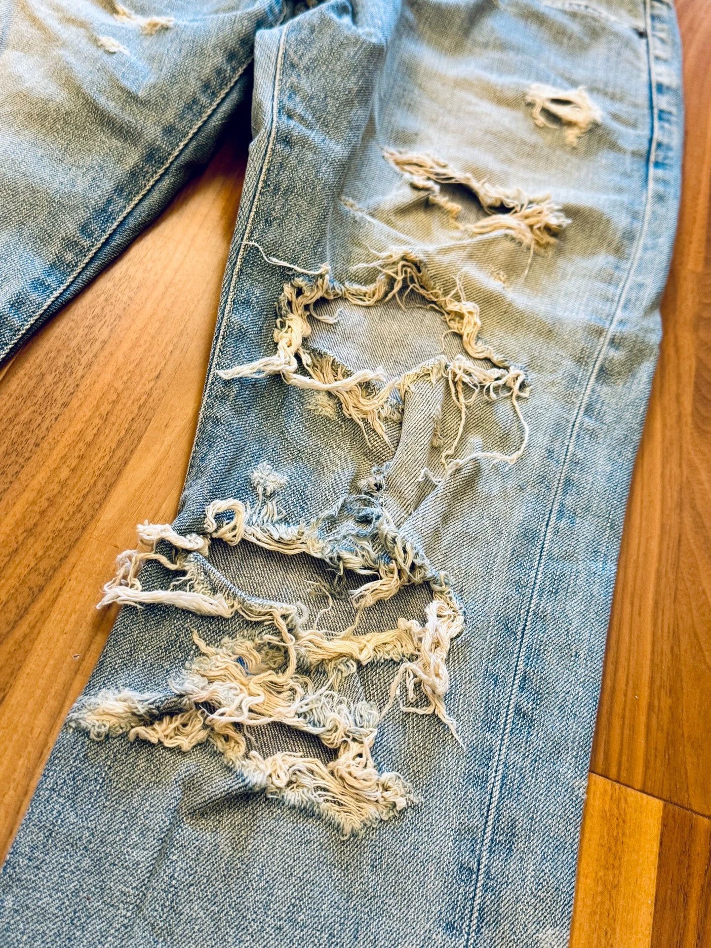 Saint Laurent Paris Distressed Blue Denim Jeans Size 30 Size US 30 / EU 46 - 2 Thumbnail