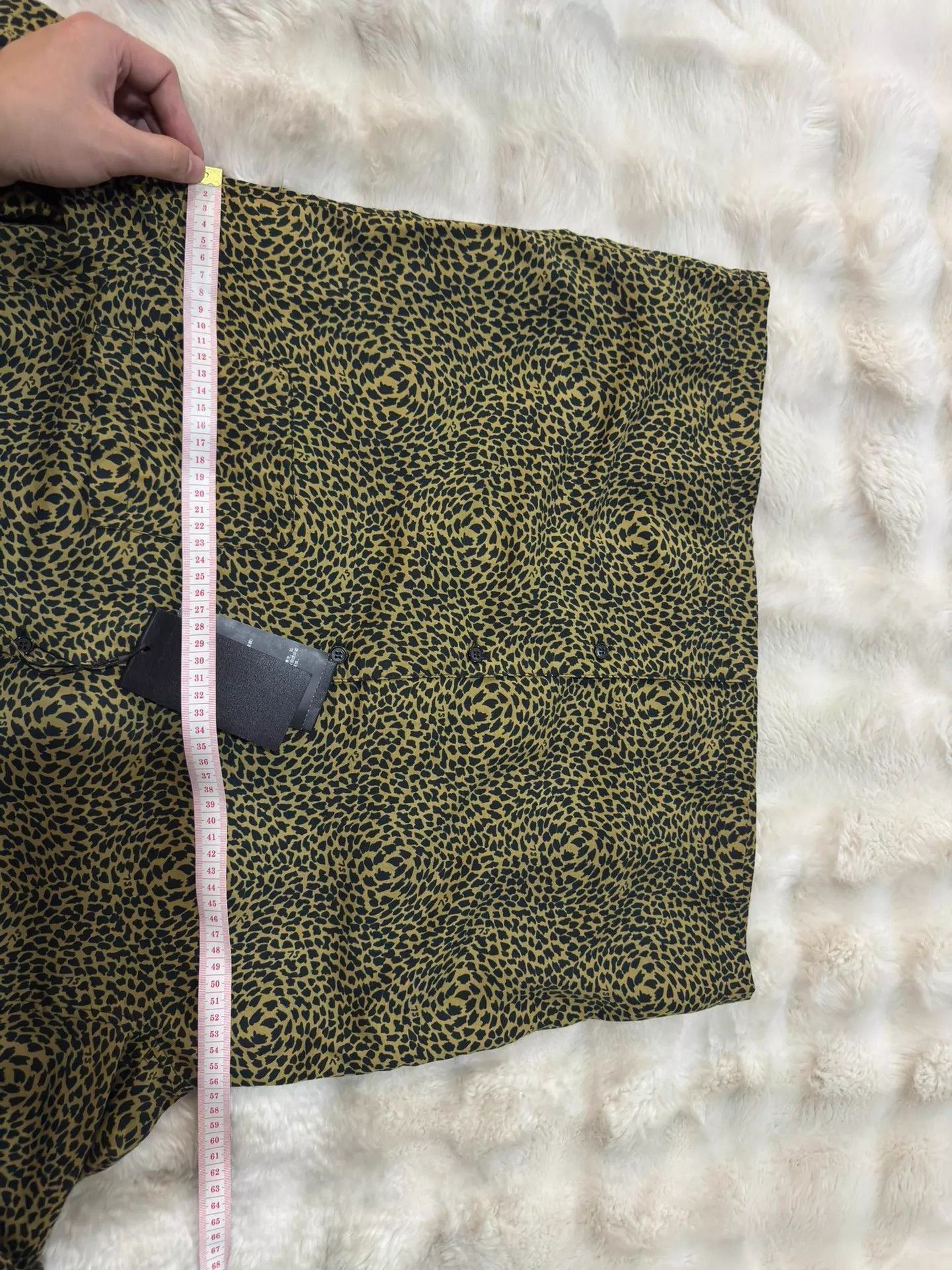 Yves Saint Laurent Multi Leopard Print Short Sleeve Button-Up Shirt Size US M / EU 48-50 / 2 - 8 Thumbnail