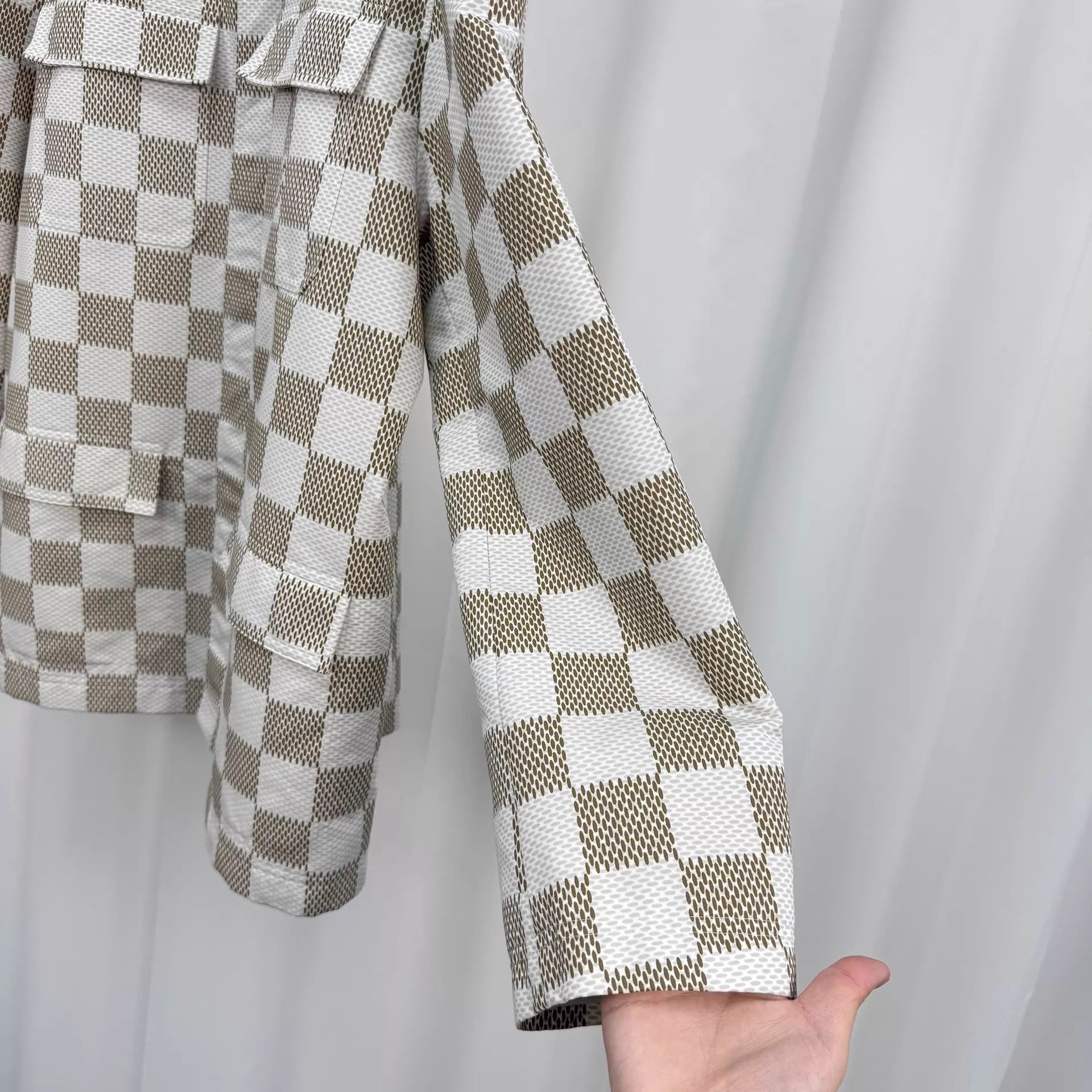 Louis Vuitton Multi Checkered Button-Up Shirt XL Size US XL / EU 56 / 4 - 4 Thumbnail