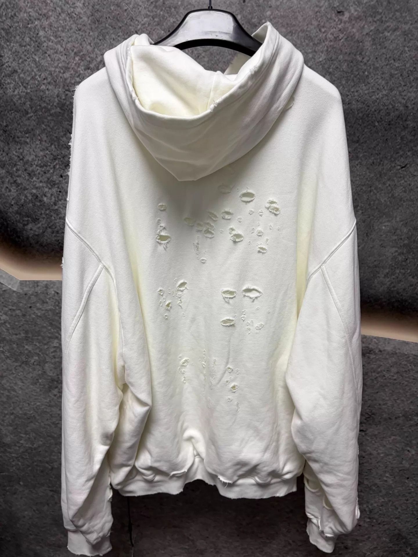 Balenciaga Distressed White Hoodie with Rips and Frayed Edges Size US L / EU 52-54 / 3 - 2 Thumbnail