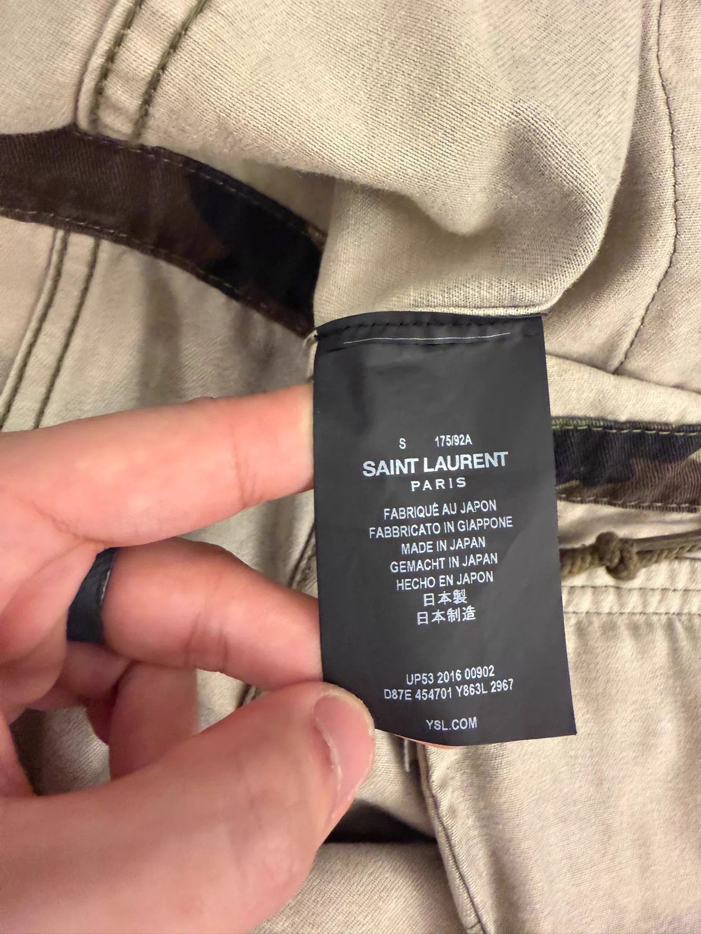 Saint Laurent Paris Camouflage Jacket with 'LOVE' Embroidered Back Patch Size US S / EU 44-46 / 1 - 6 Thumbnail