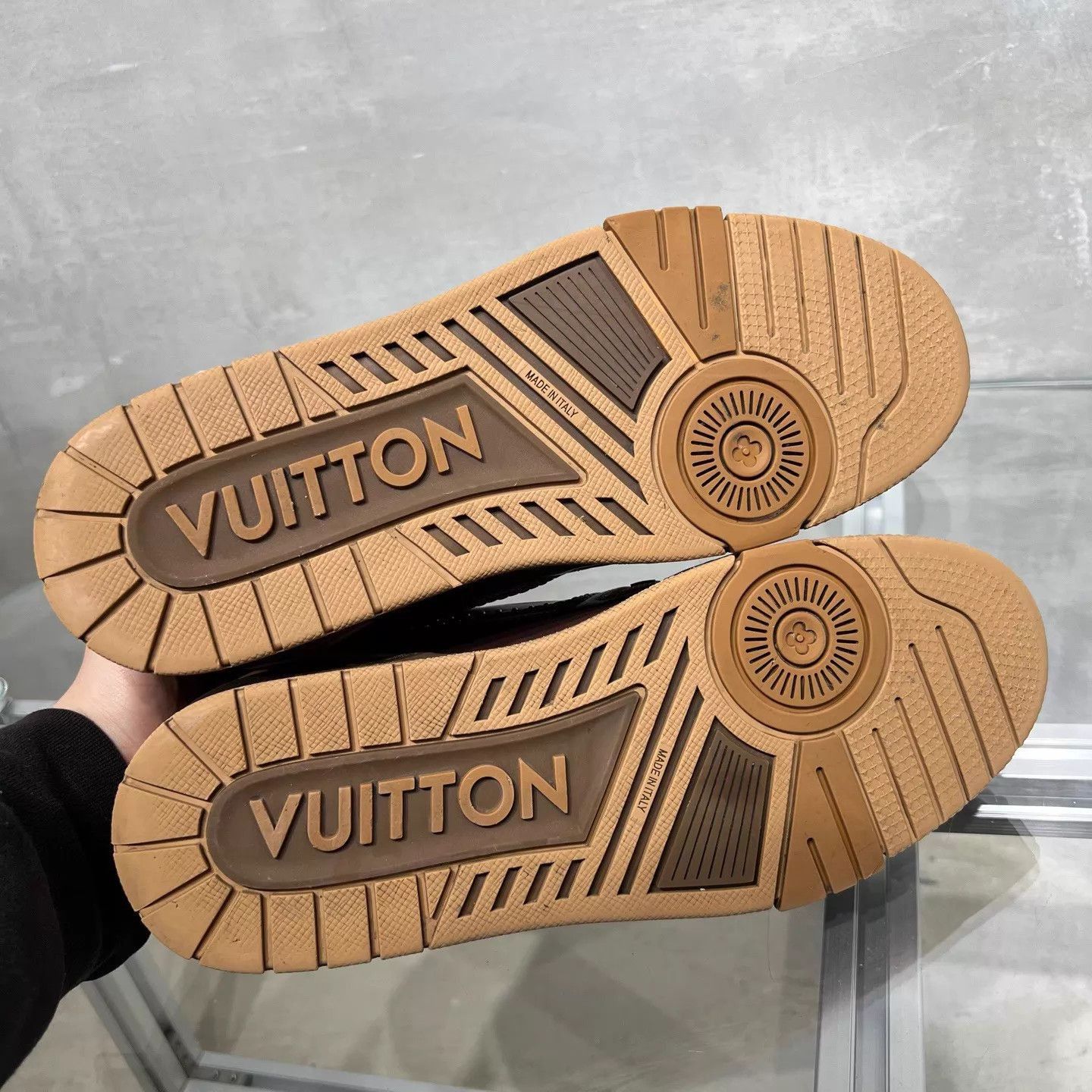 Louis Vuitton Brown High-Top Leather Sneakers Size 8.5 Size US 8.5 / EU 41-42 - 7 Thumbnail