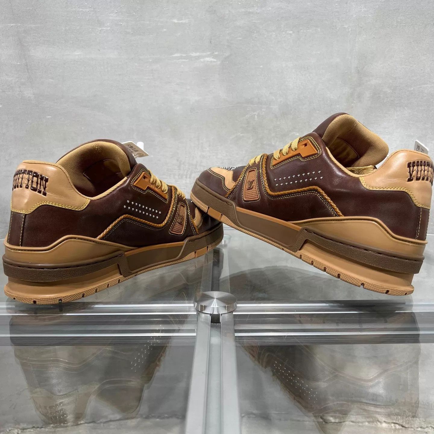 Louis Vuitton Brown High-Top Leather Sneakers Size 8.5 Size US 8.5 / EU 41-42 - 5 Thumbnail