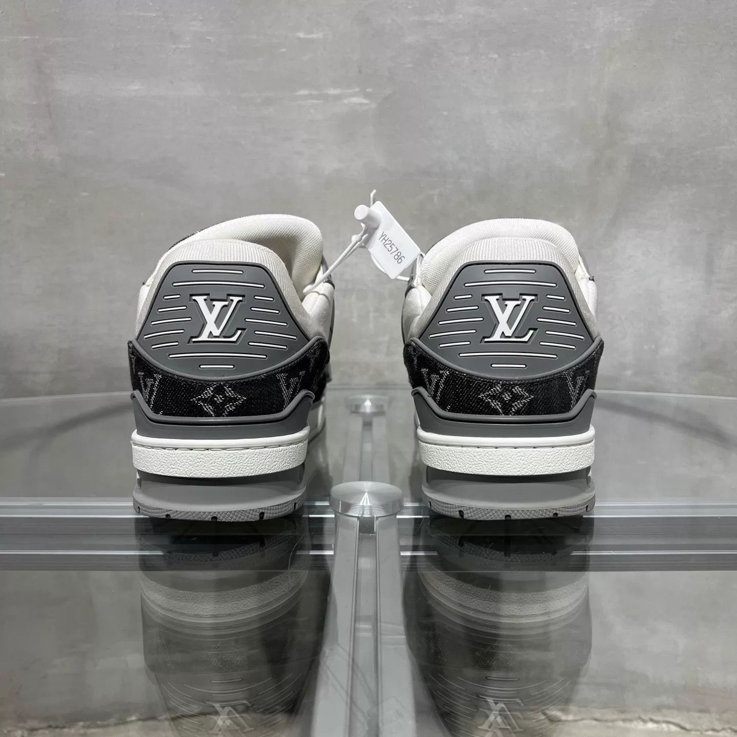Louis Vuitton Multi Pattern Low-Top Sneakers Size 8.5 Size US 8.5 / EU 41-42 - 6 Thumbnail
